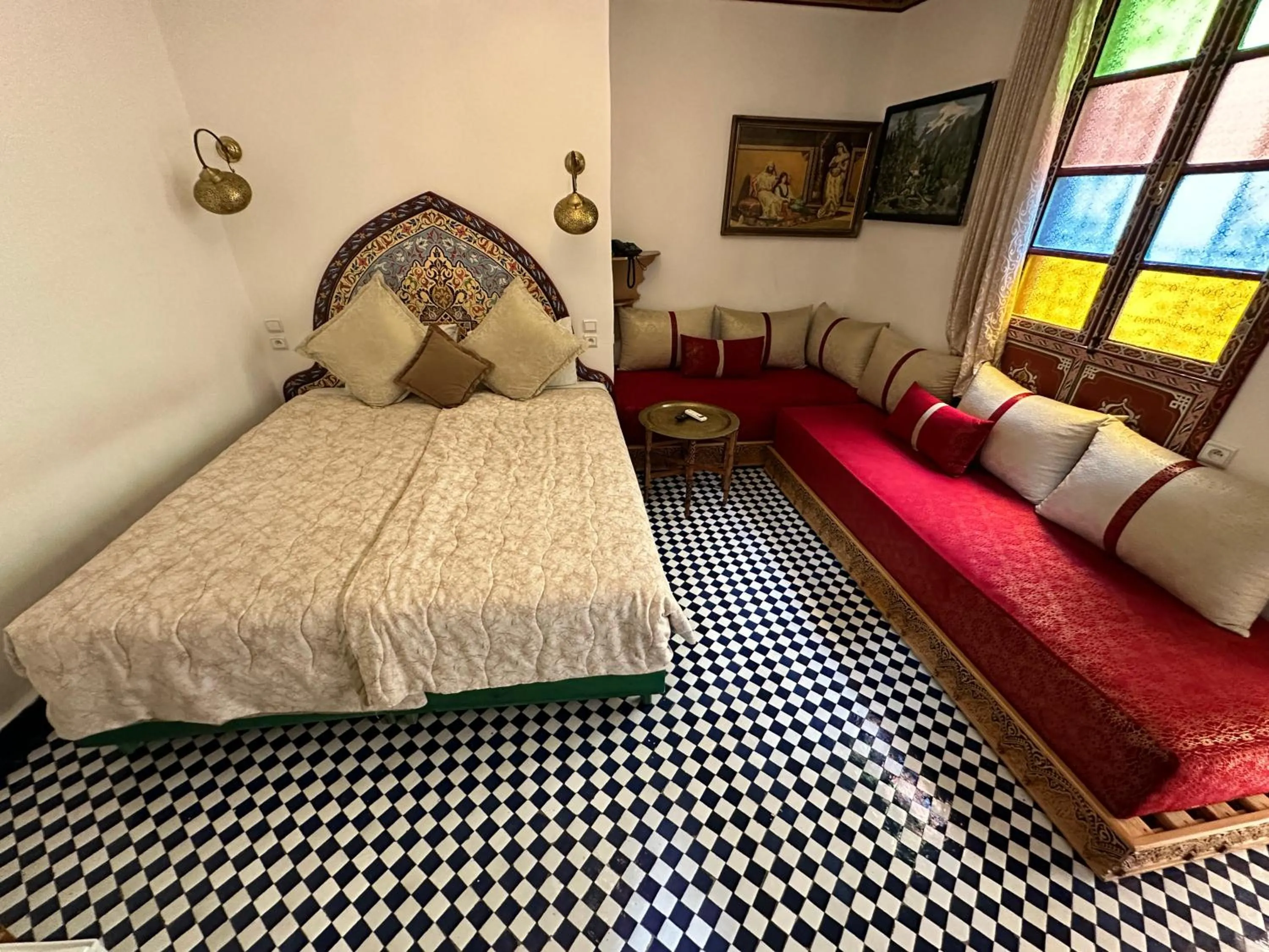 Bed in Riad Shama Fes