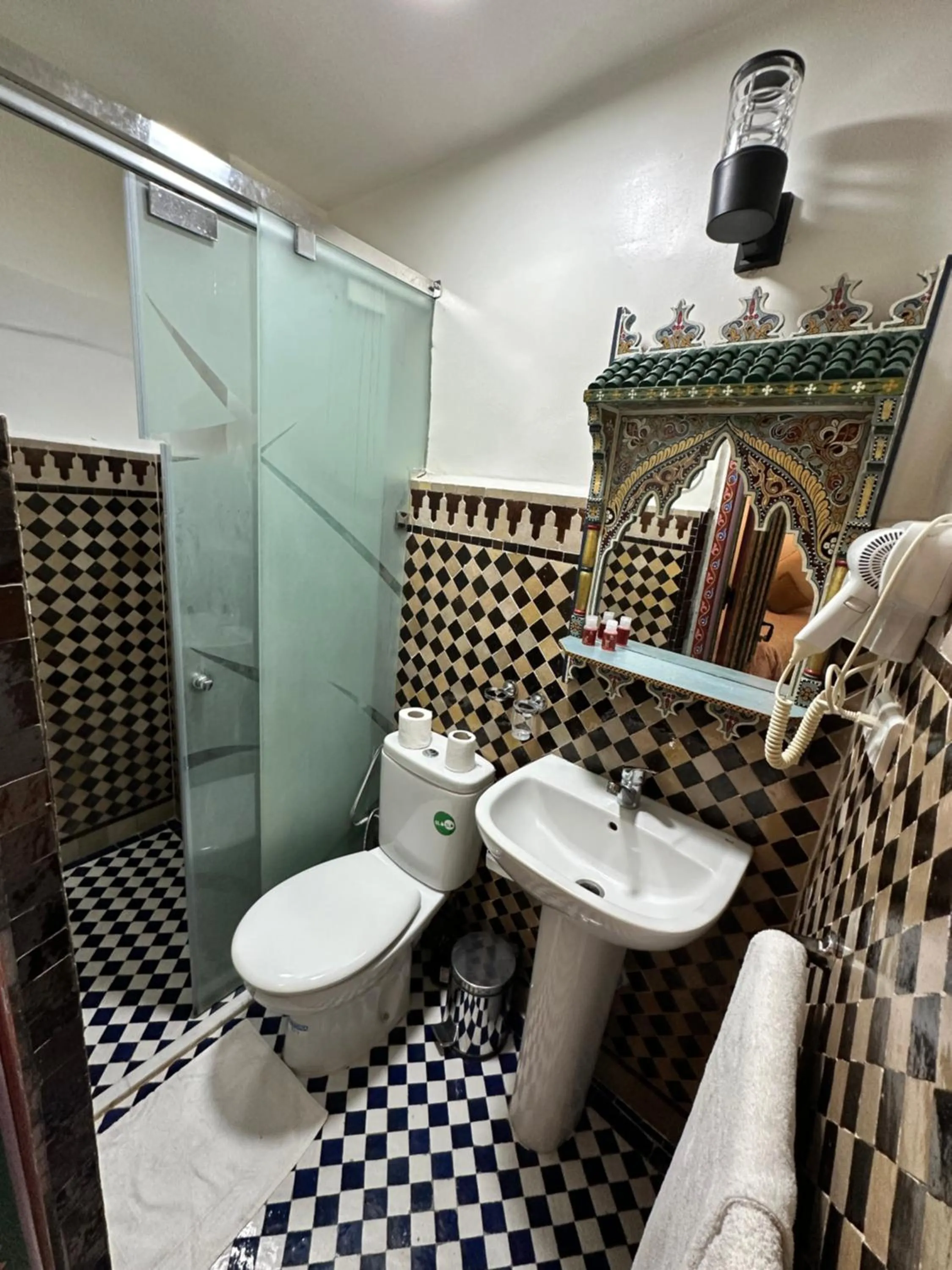 Shower in Riad Shama Fes