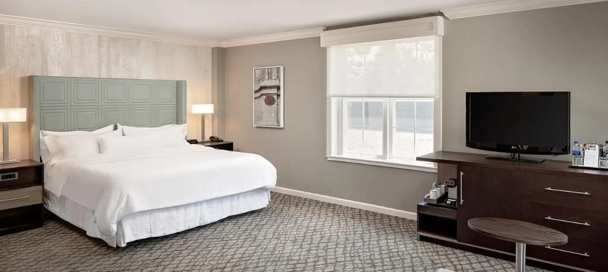 Bedroom, Bed in The Westin Governor Morris, Morristown