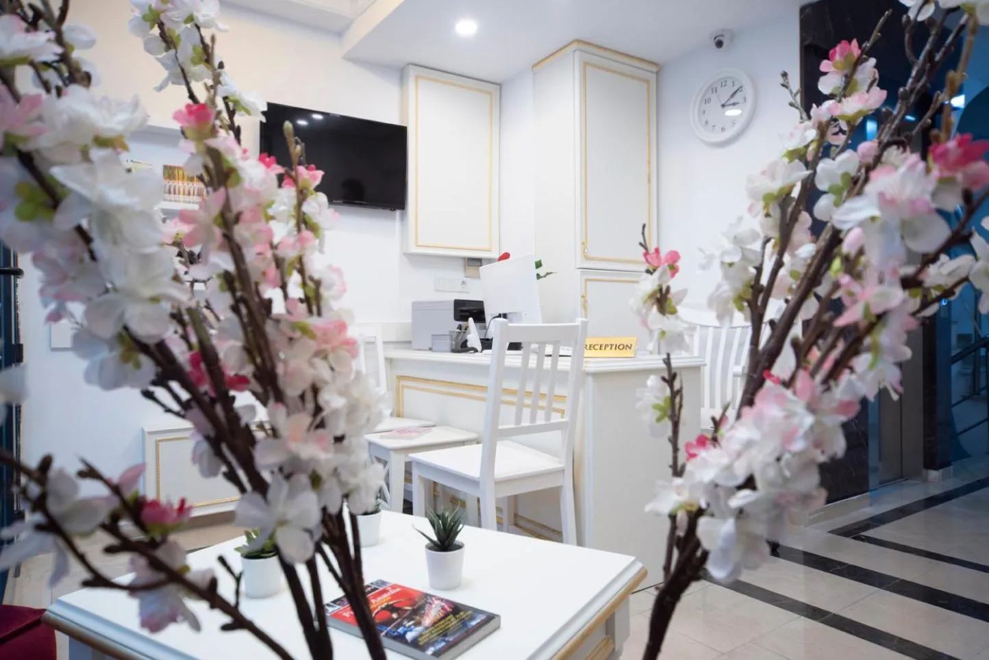 Lobby or reception in Lika Hotel