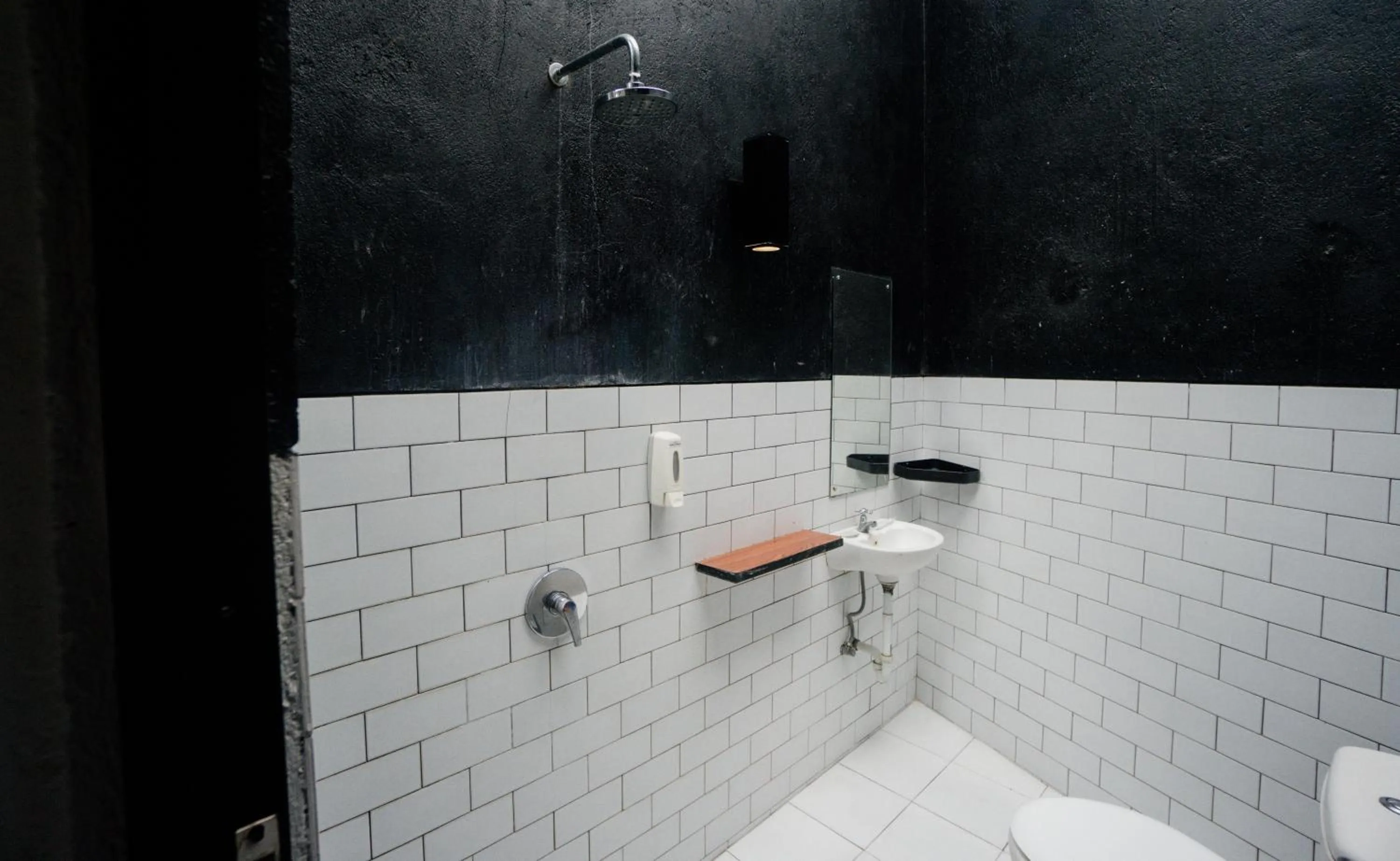 Bathroom in Escotel Jalak