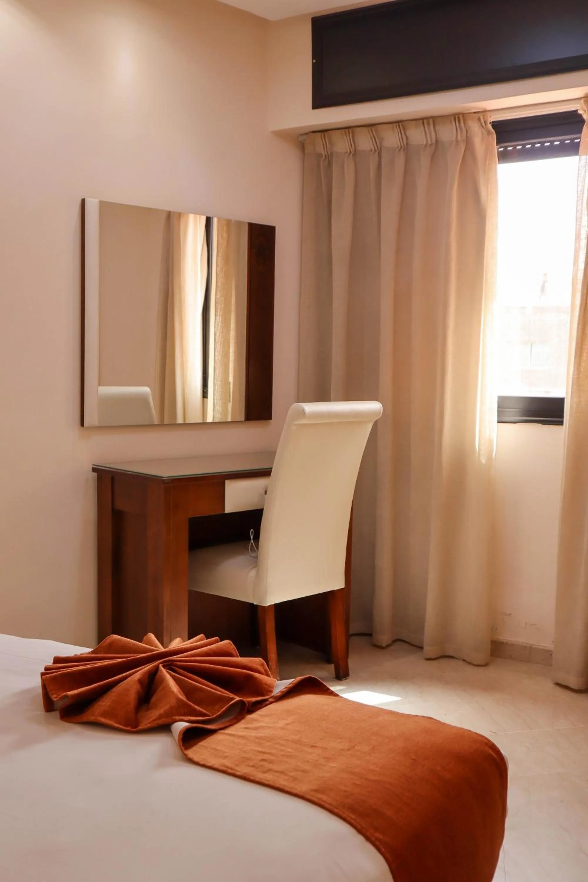 Seating area, Bed in Appart-hotel Marrakech Inn