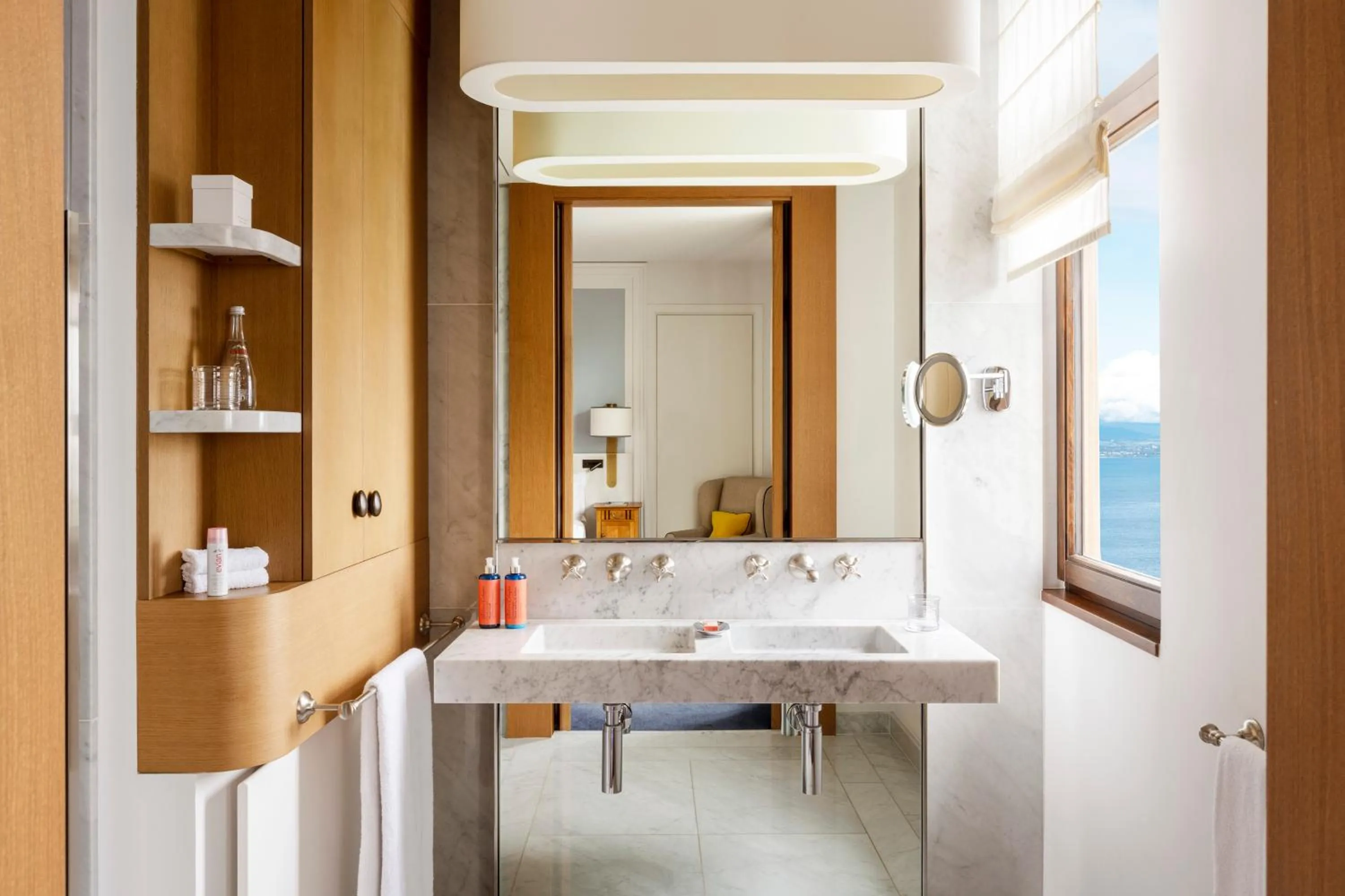 Bathroom in Hôtel Royal