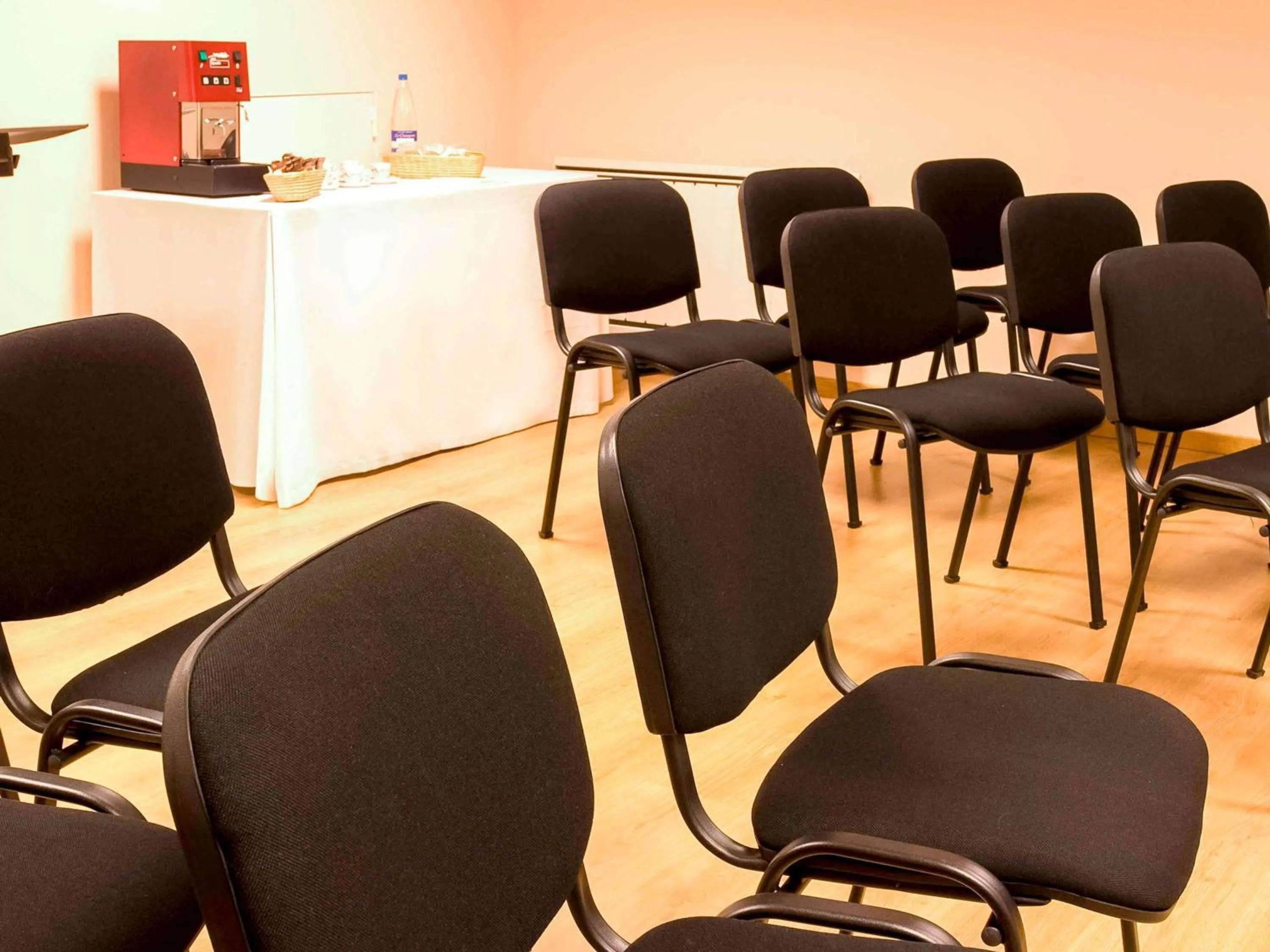Meeting/conference room in Ibis Budget Limoges Nord