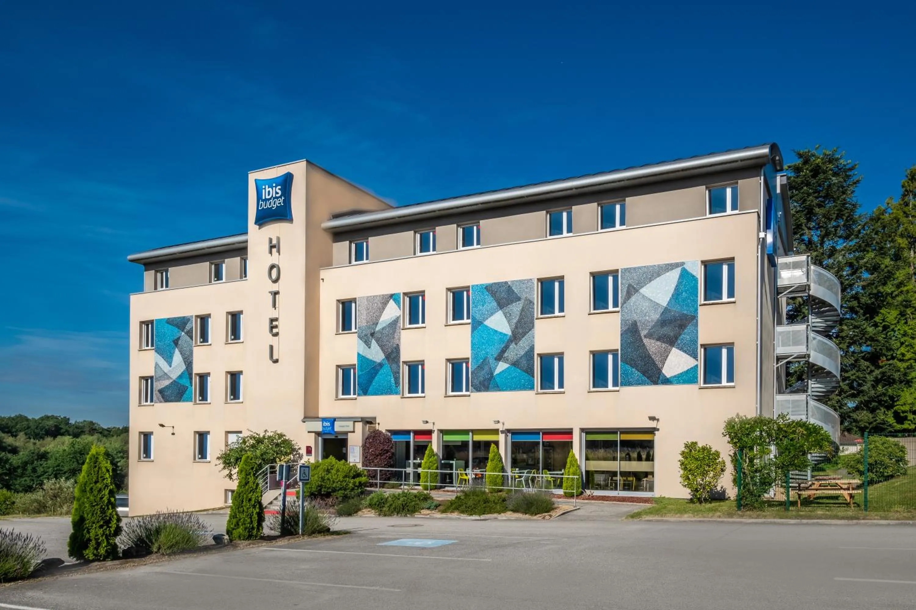 Property building in Ibis Budget Limoges Nord