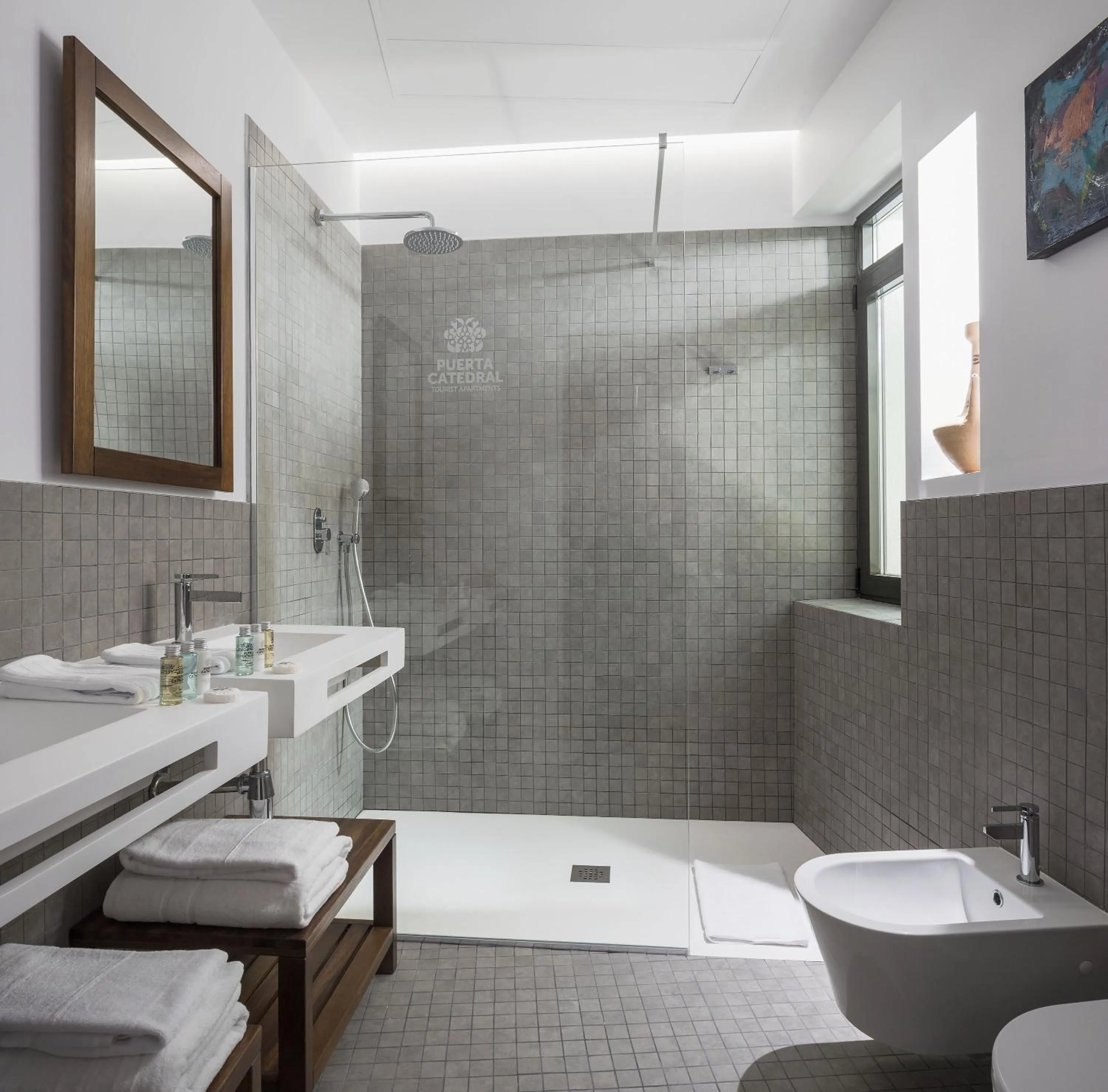 Bathroom in Puerta Catedral Holiday Suites