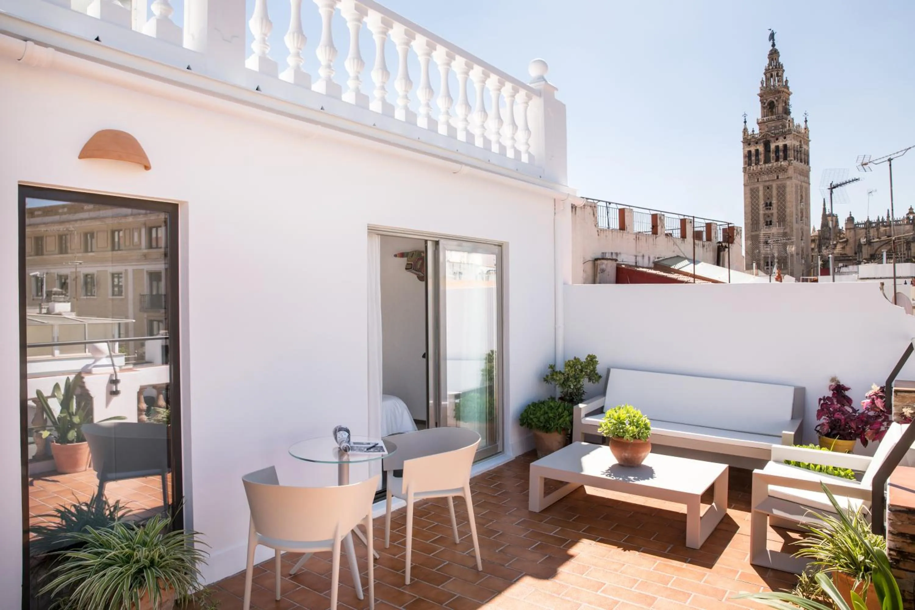 Balcony/Terrace in Puerta Catedral Holiday Suites