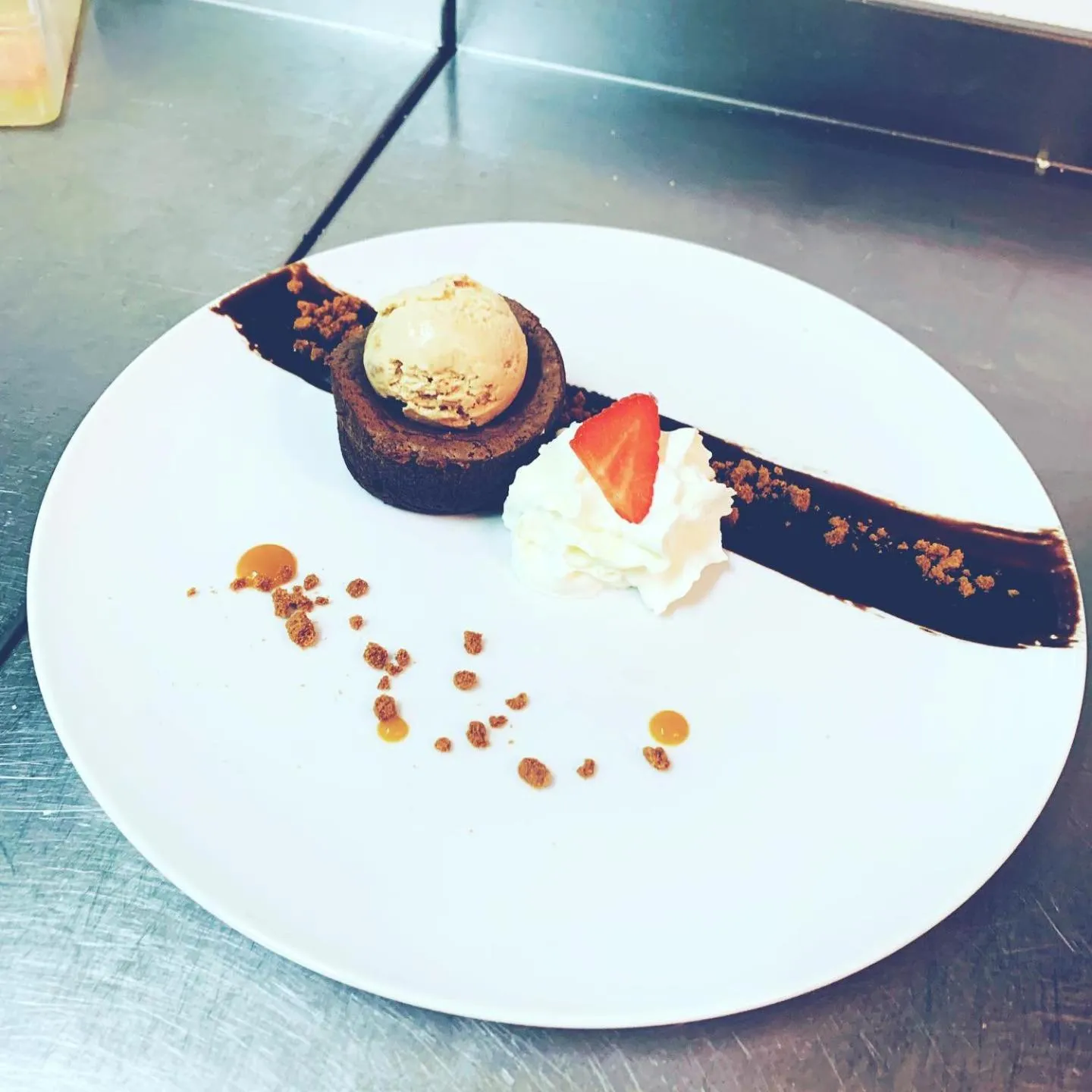 Food in Logis Cris Hôtel et Restaurant, Lyon Sud-Est