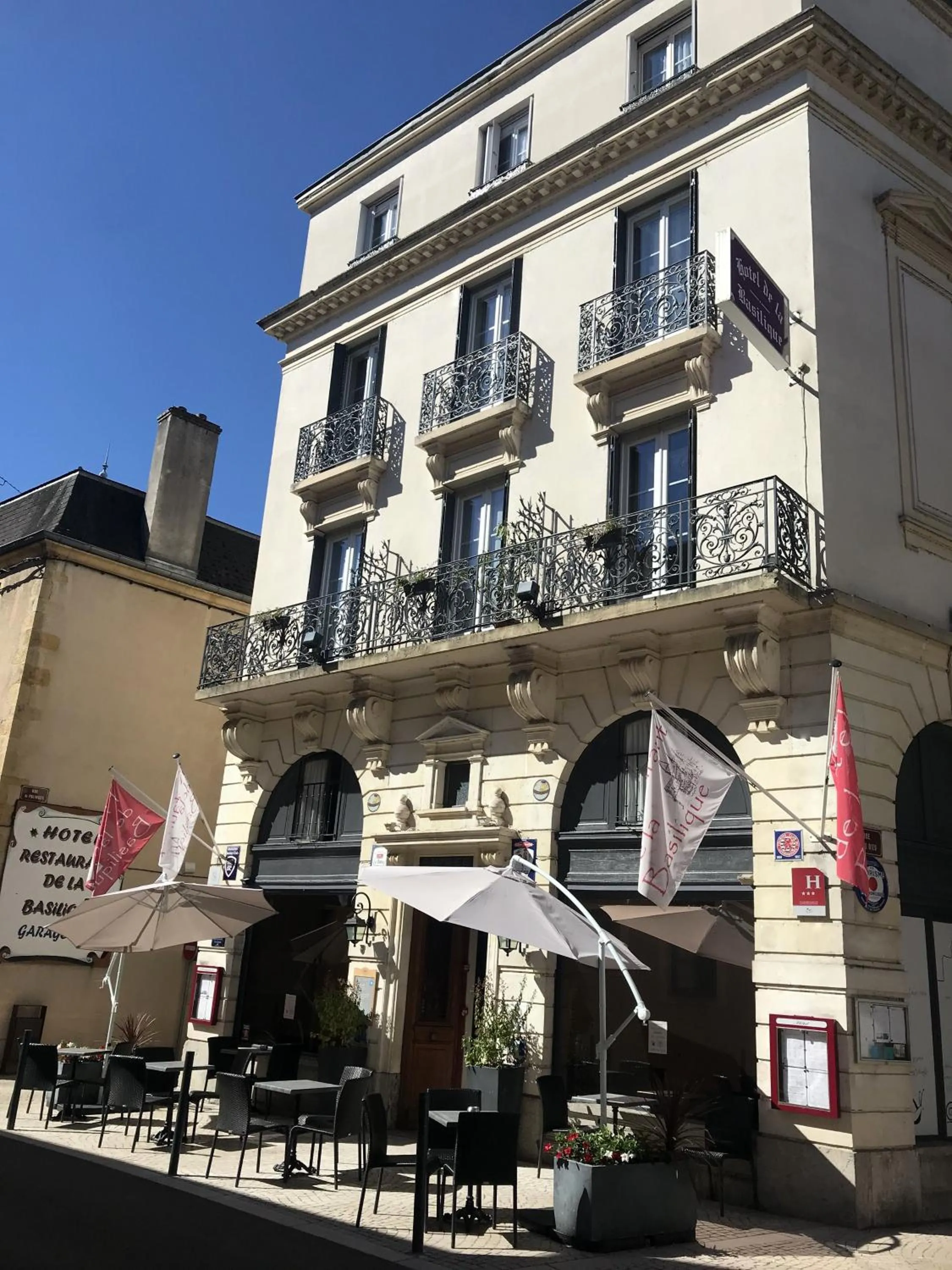 Patio in Hotel de la Basilique