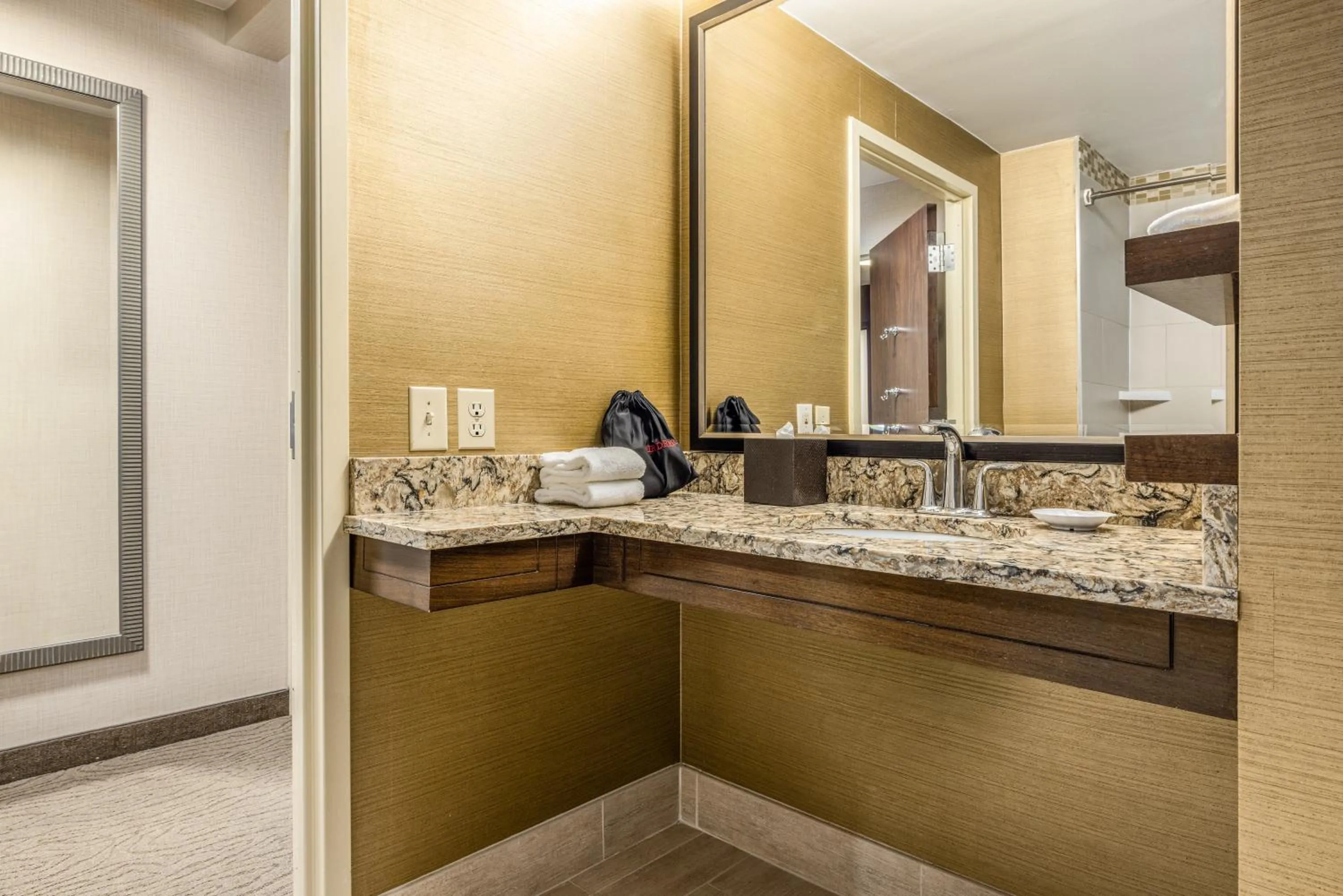 Bathroom in Hotel Dax