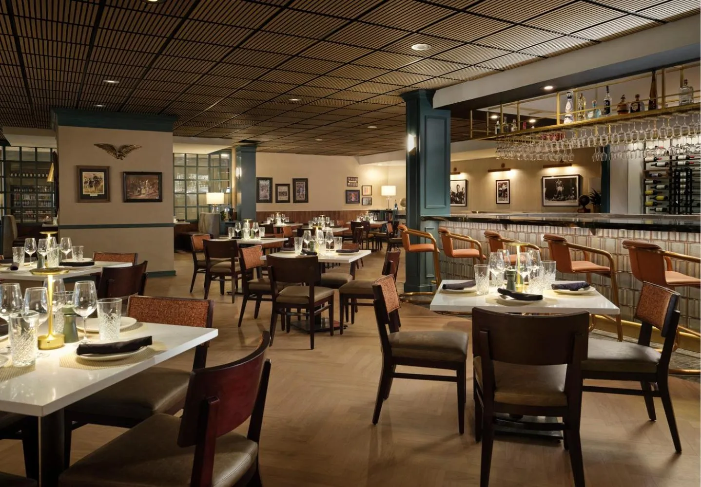 Restaurant/places to eat in Hotel Dax
