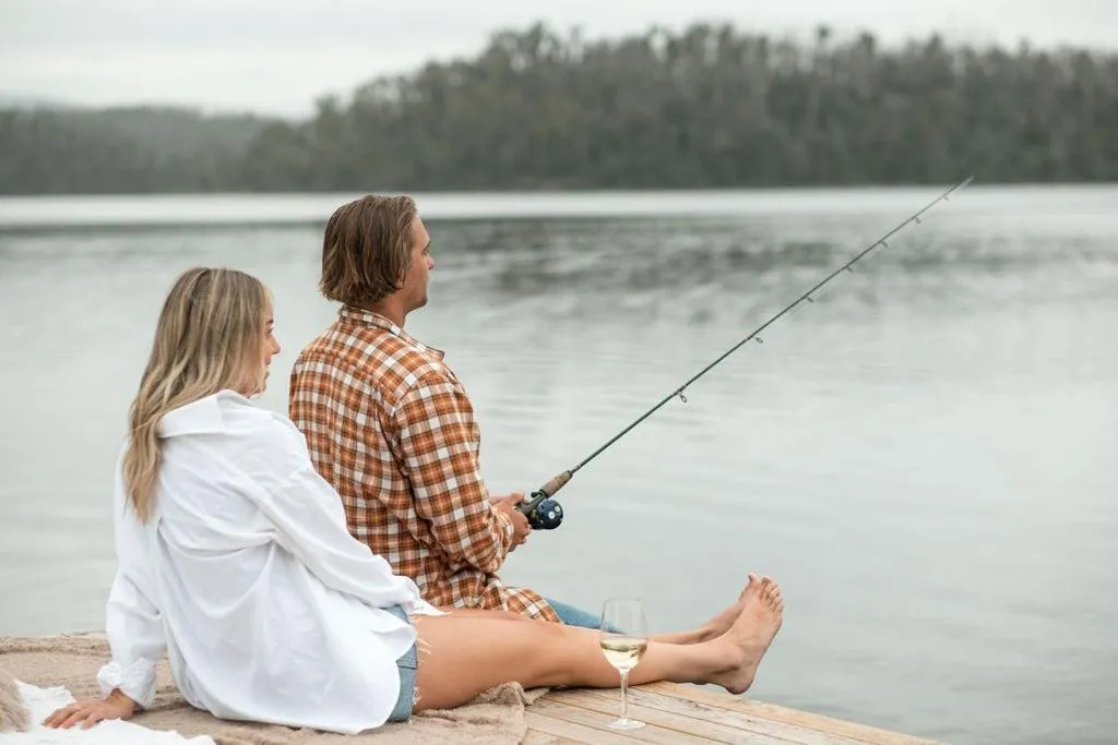 Fishing in The Leaning Oak Holiday Lifestyles - Lake Conjola