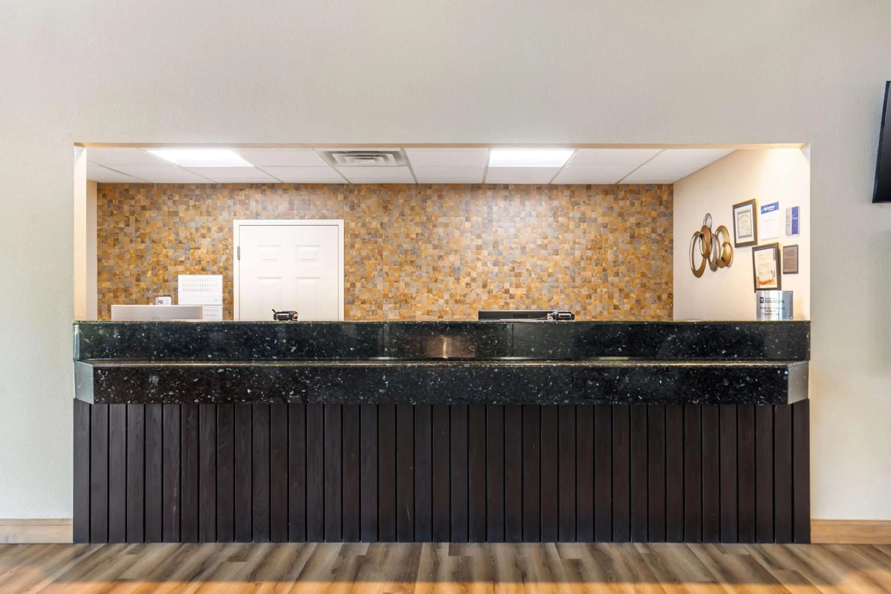 Lobby or reception in Best Western Grantville Hershey