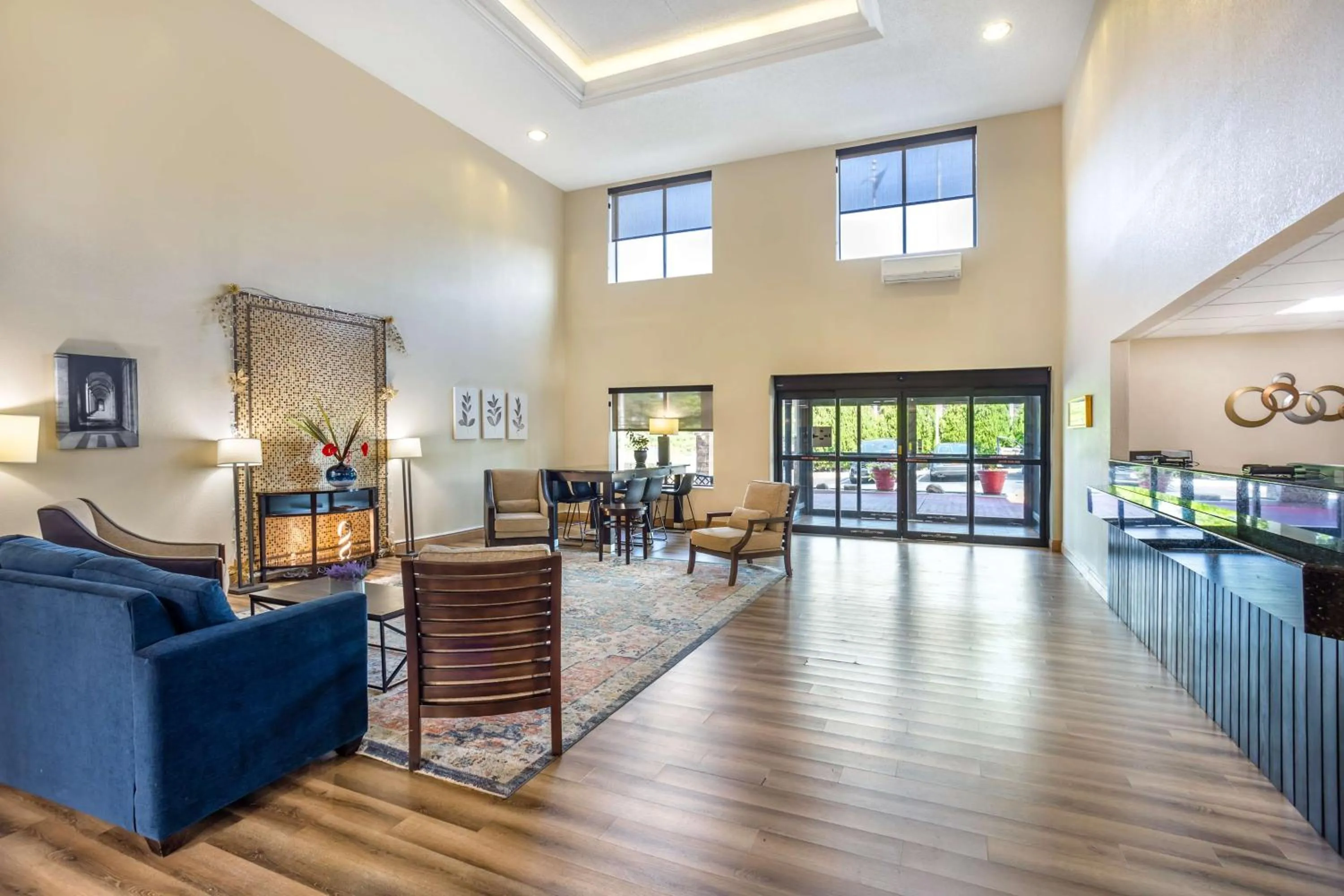 Lobby or reception in Best Western Grantville Hershey