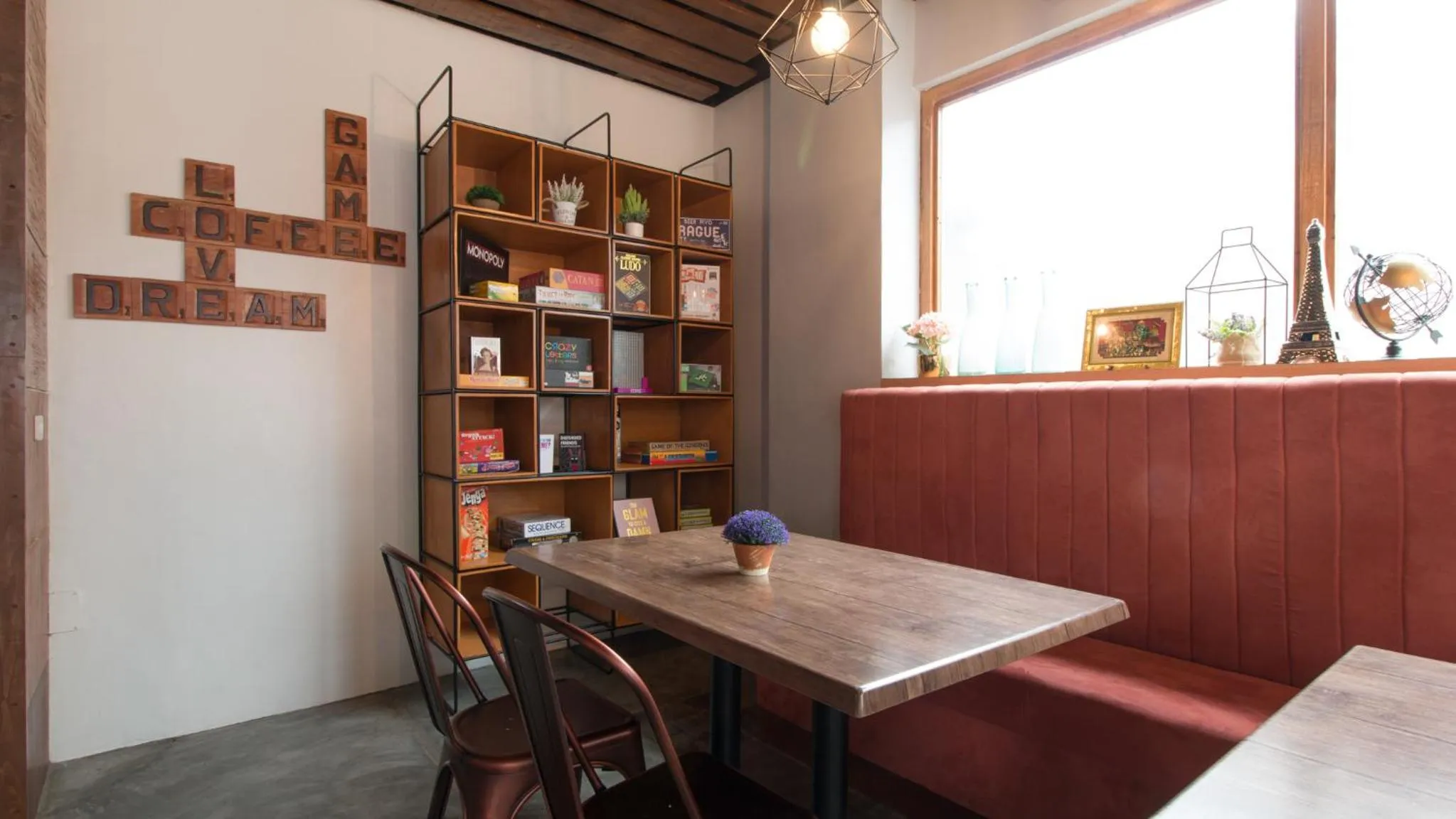 Restaurant/places to eat in RedDoorz Plus @ Diola Villamonte Bacolod