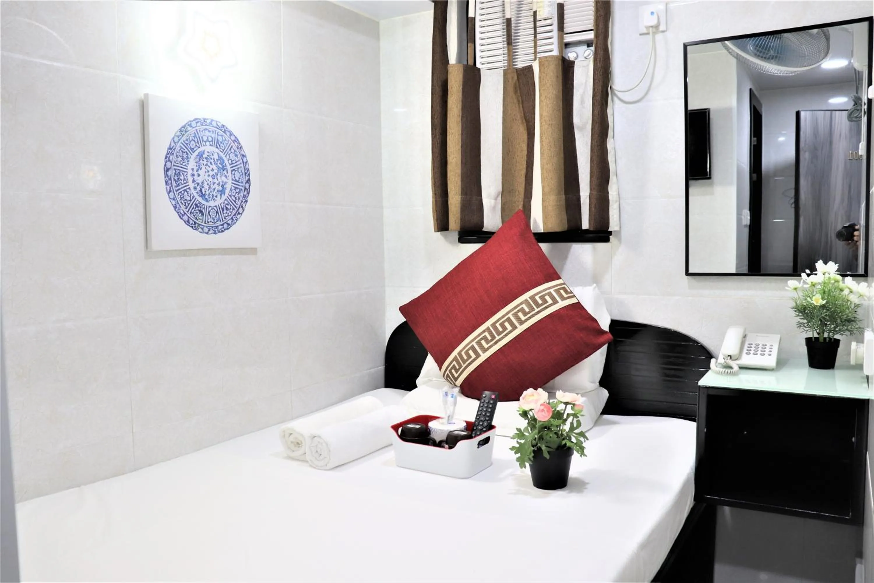 Bedroom in Metrocity Lounge