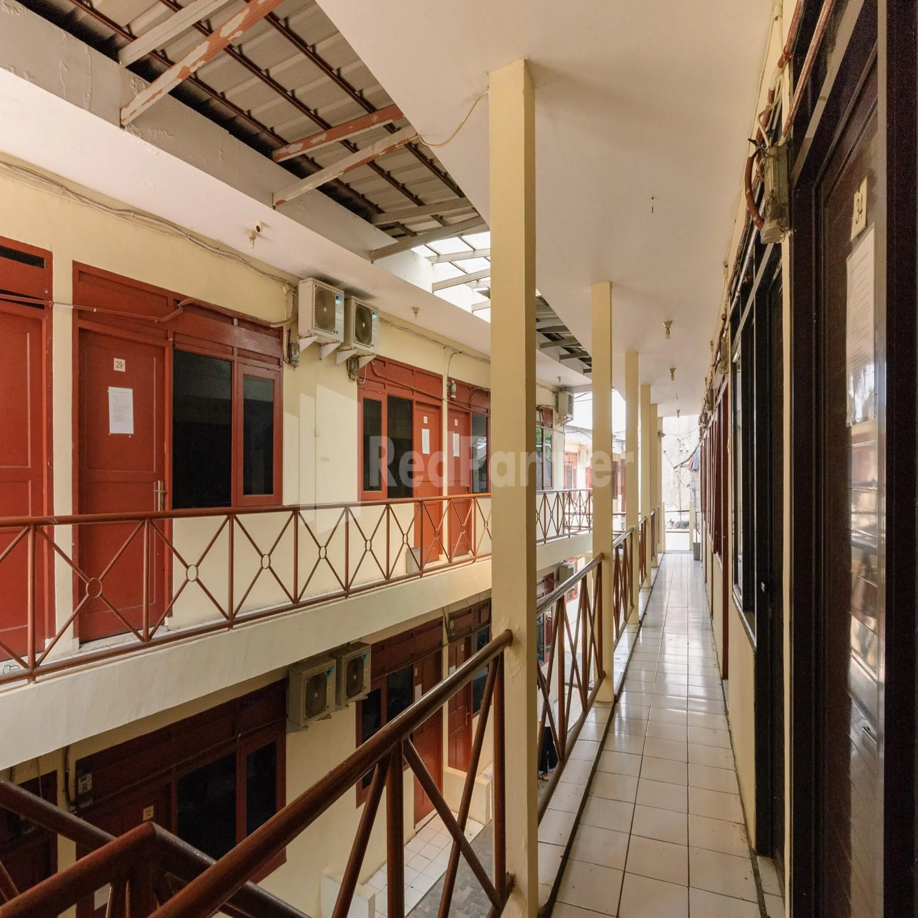 Property building in SUPER OYO 591 Mn Residence Syariah