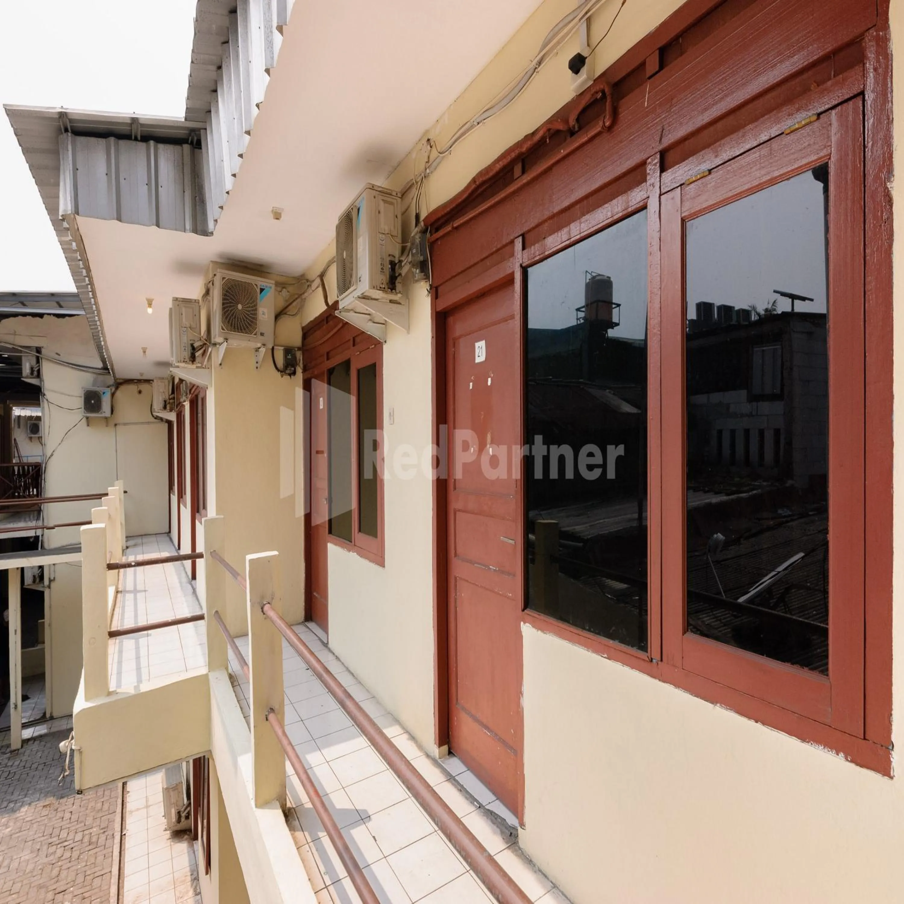 Property building in SUPER OYO 591 Mn Residence Syariah