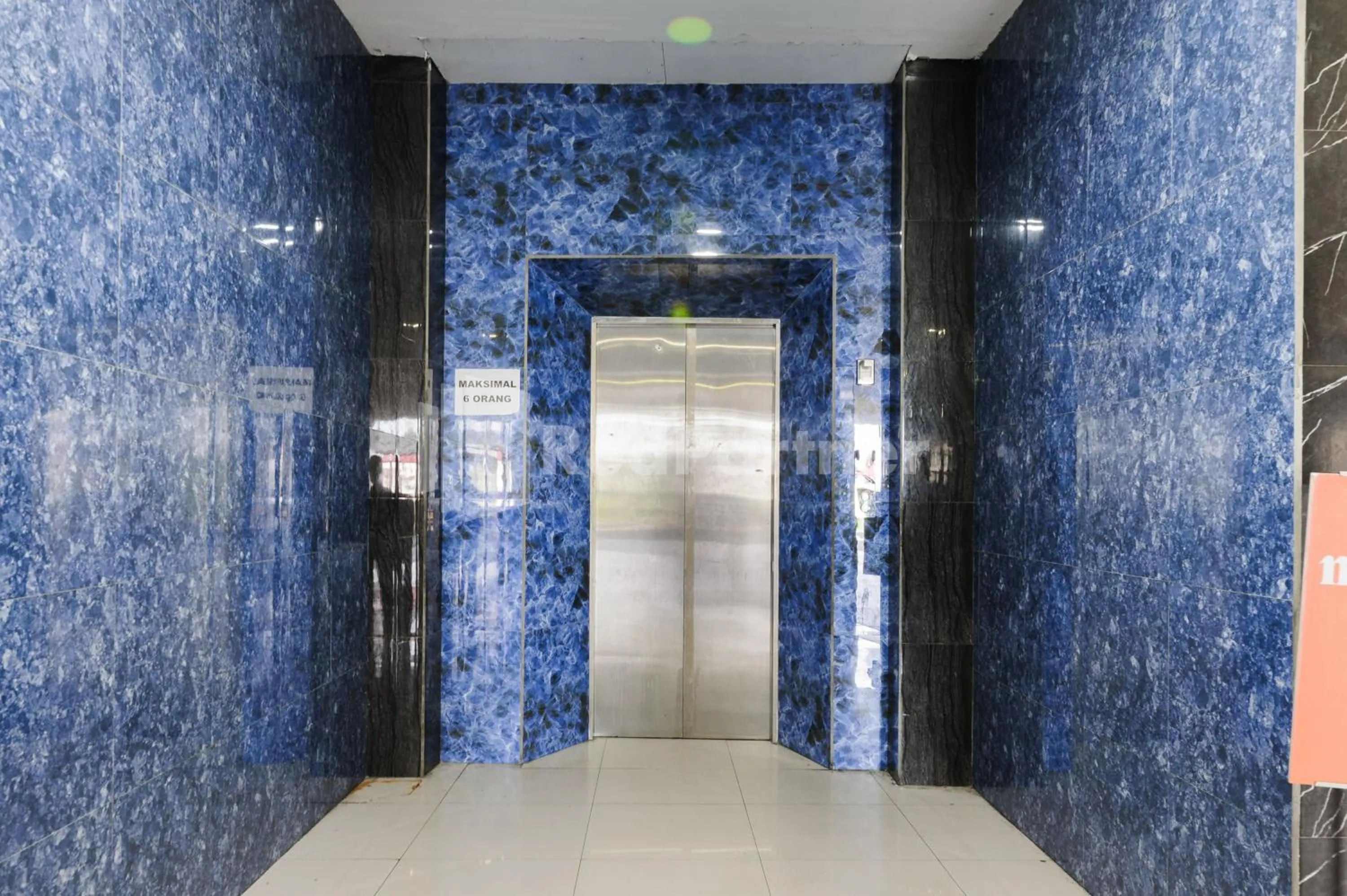 Property building in SM Guest House Malang