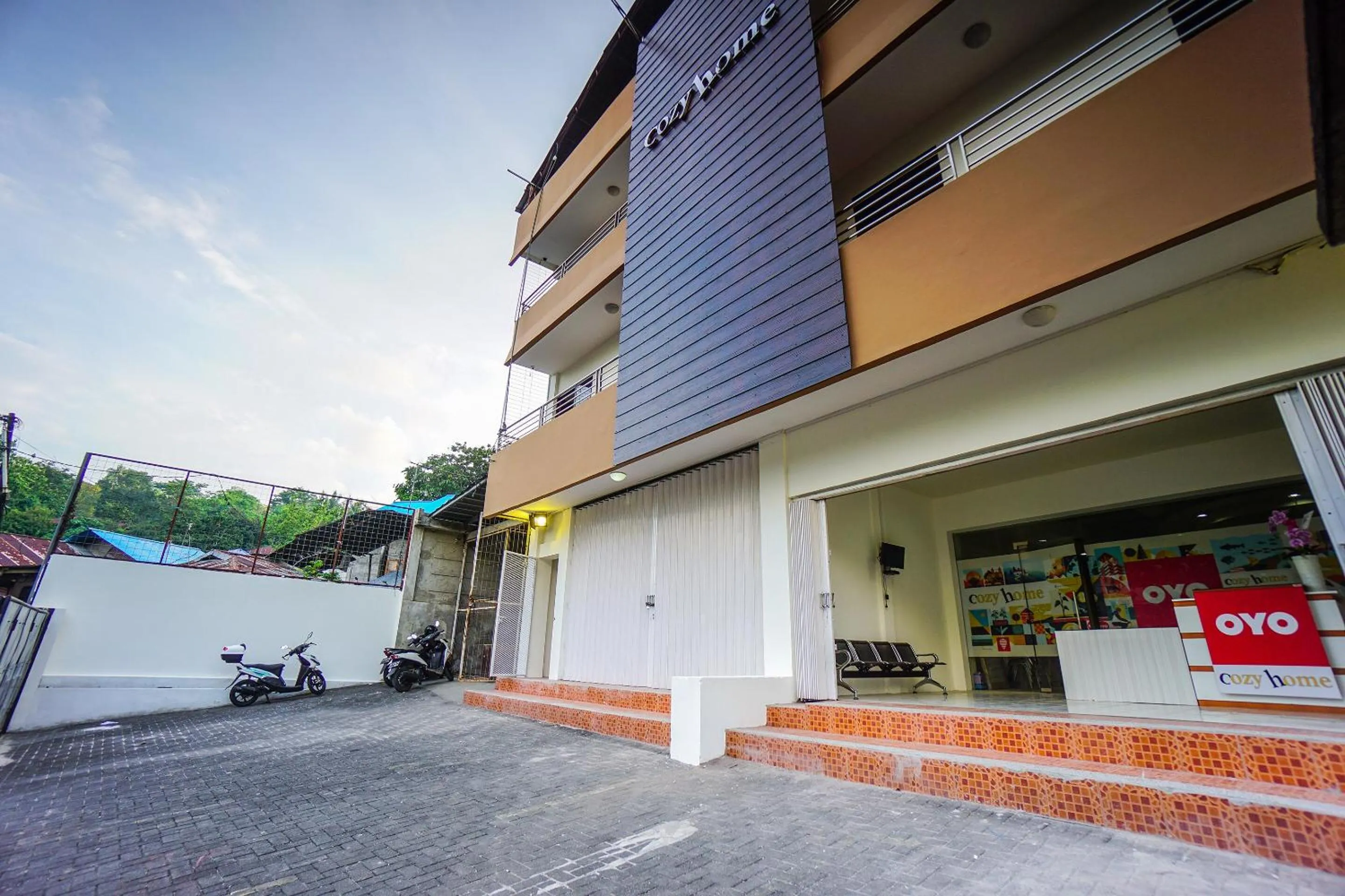 On site in Super OYO 1838 COZY Home