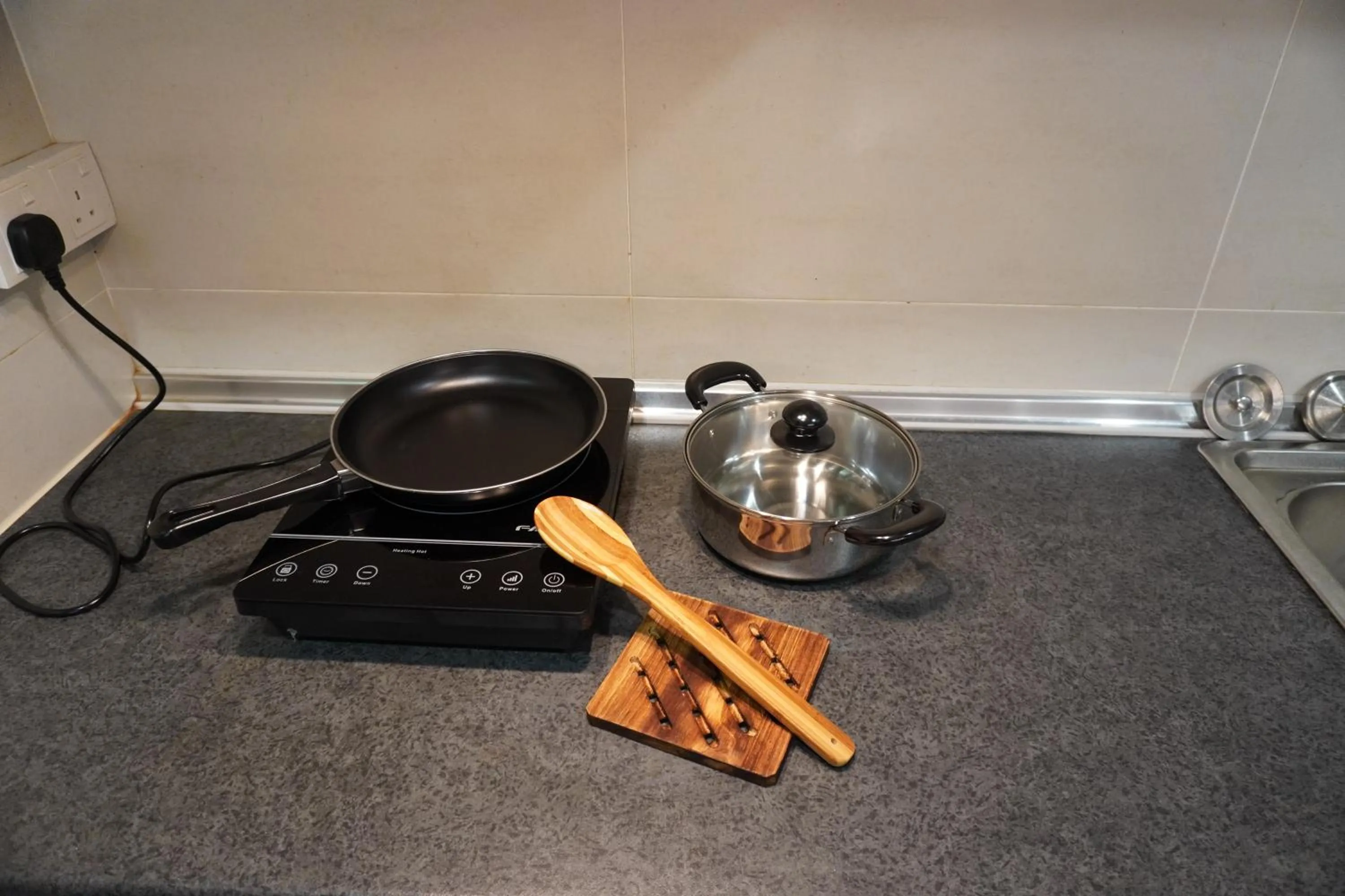 Kitchen or kitchenette in Luco Apartments @ Viva City Megamall