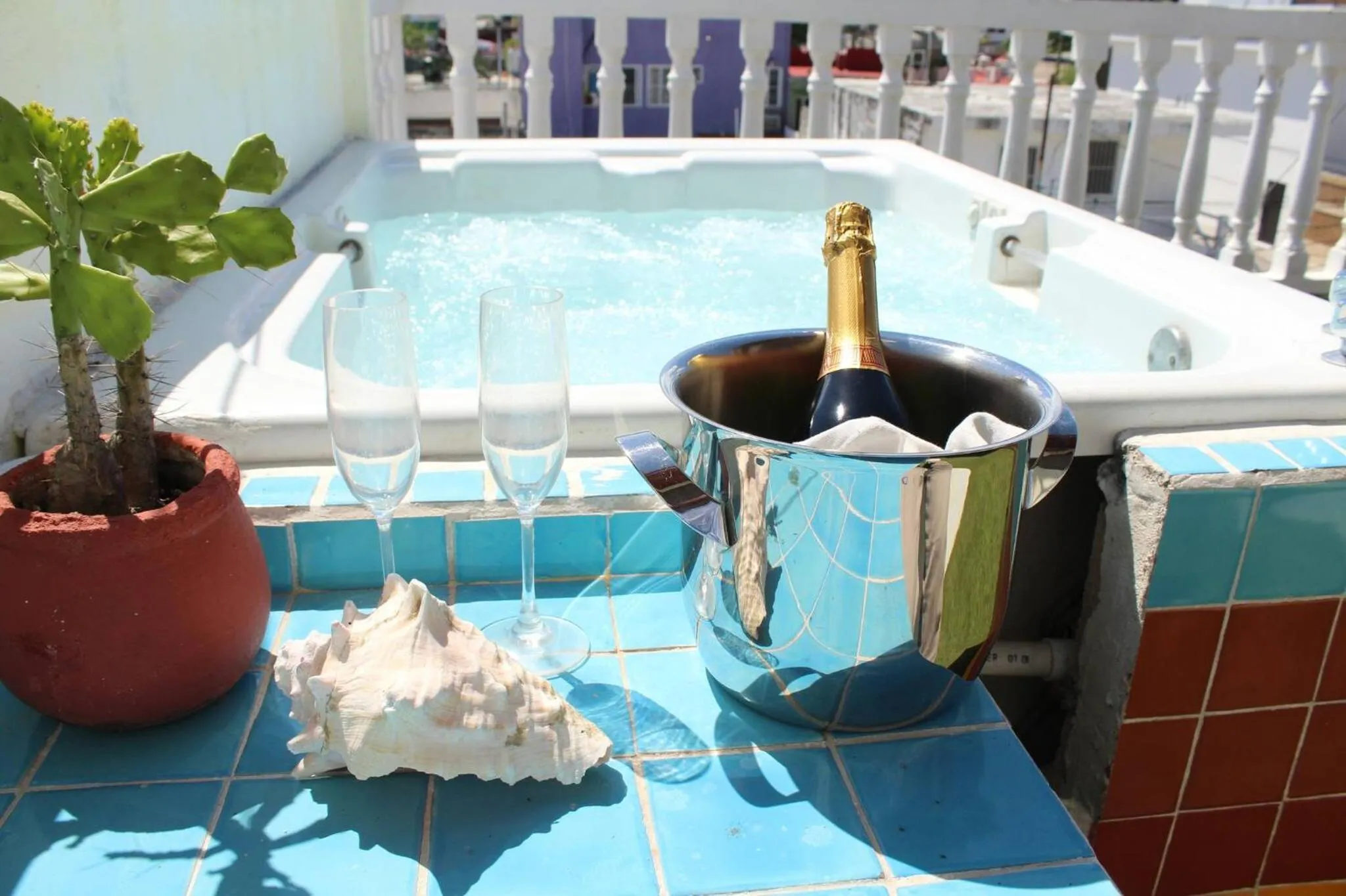 Balcony/Terrace in Cancun Guest House 4 Terrace Tub