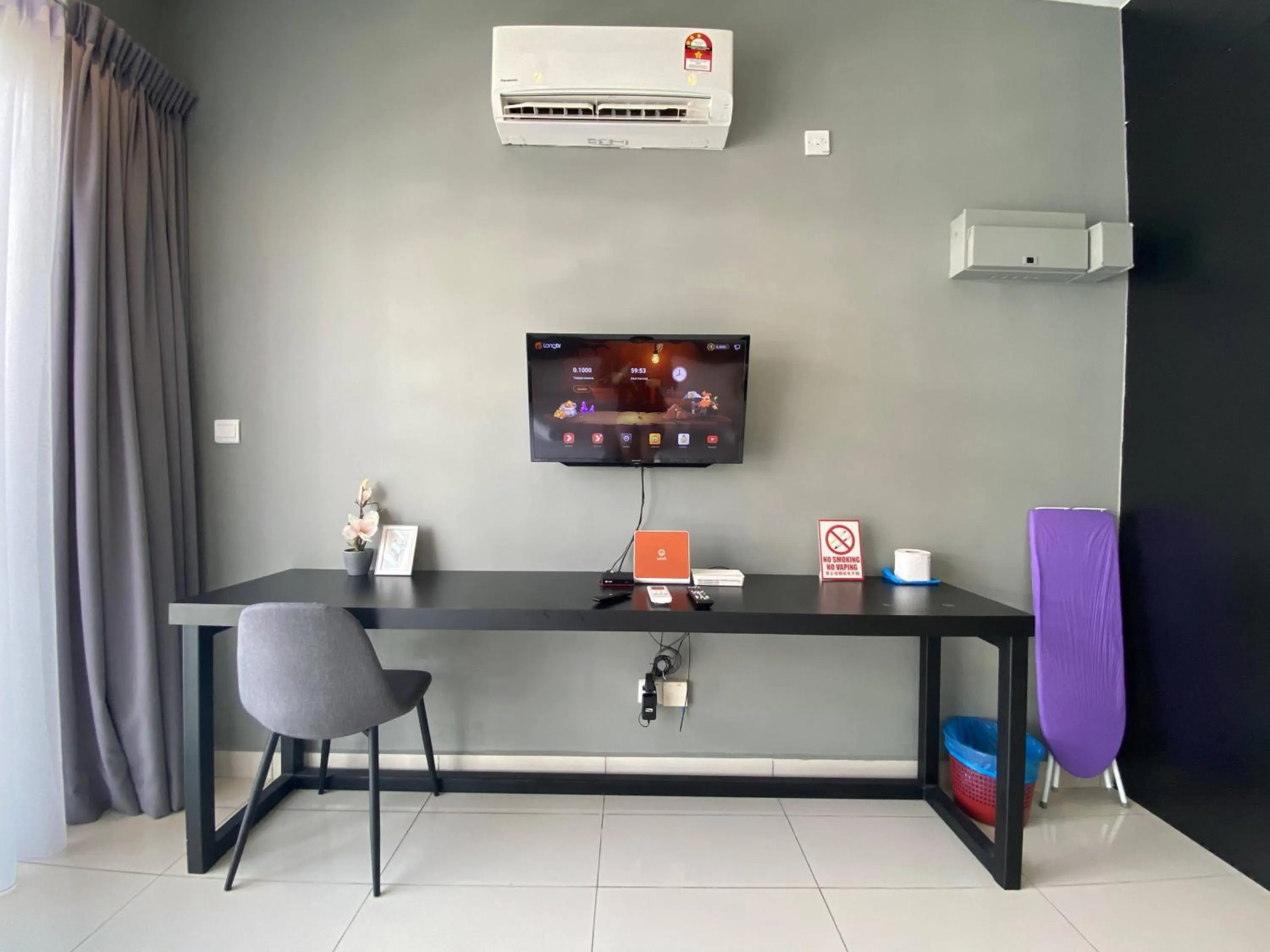 TV and multimedia in Homesuite' Home at Aeropod SOVO