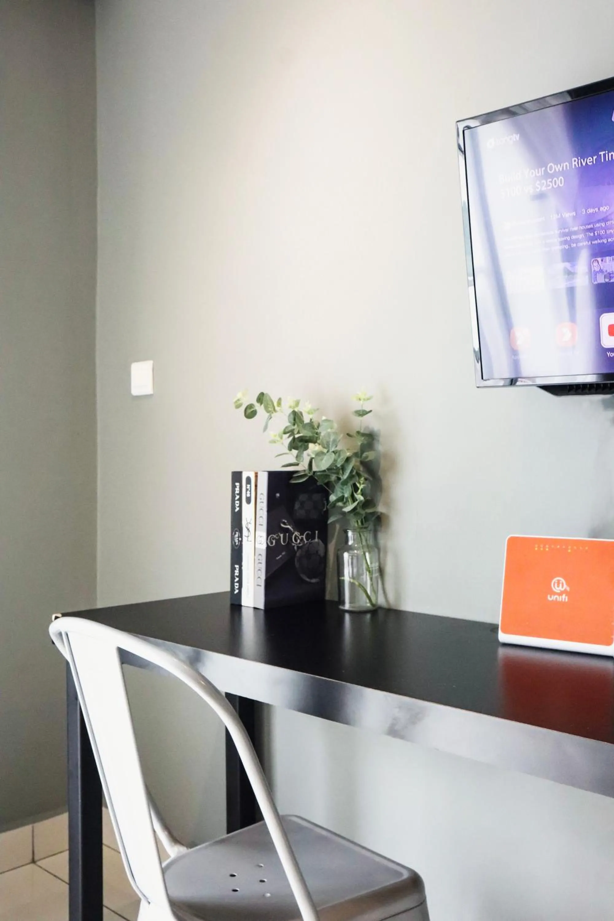 TV and multimedia in Homesuite' Home at Aeropod SOVO