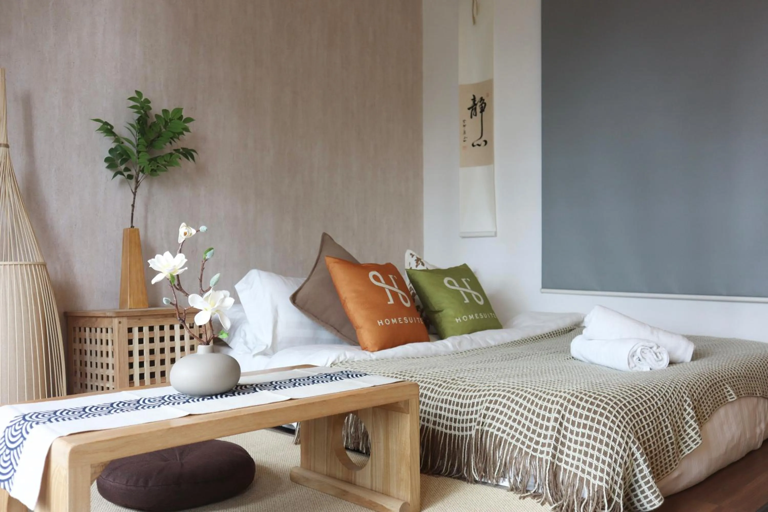 Bedroom, Bed in Homesuite' Home at Aeropod SOVO