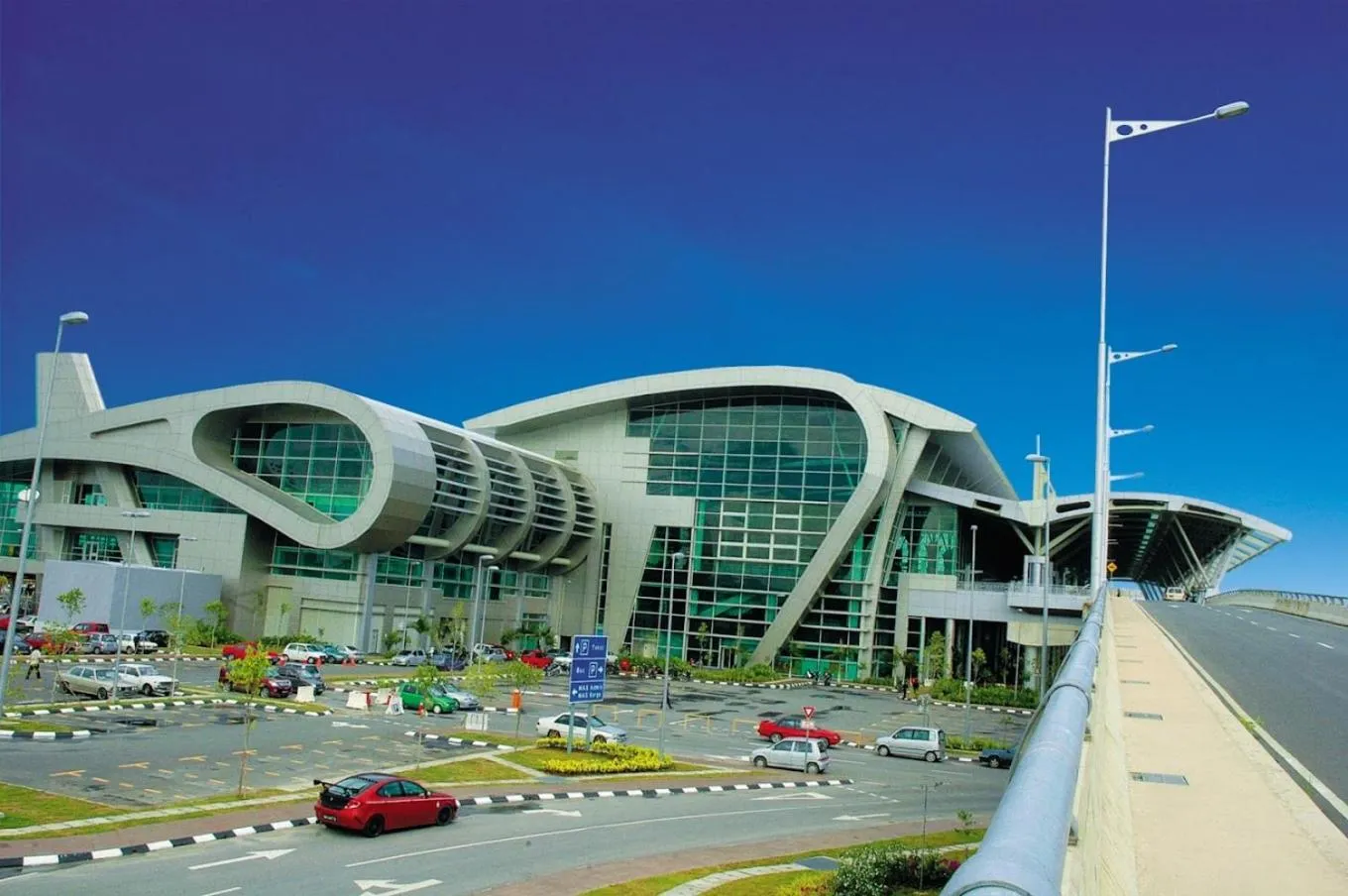 Neighbourhood in Homesuite' Home at Aeropod SOVO