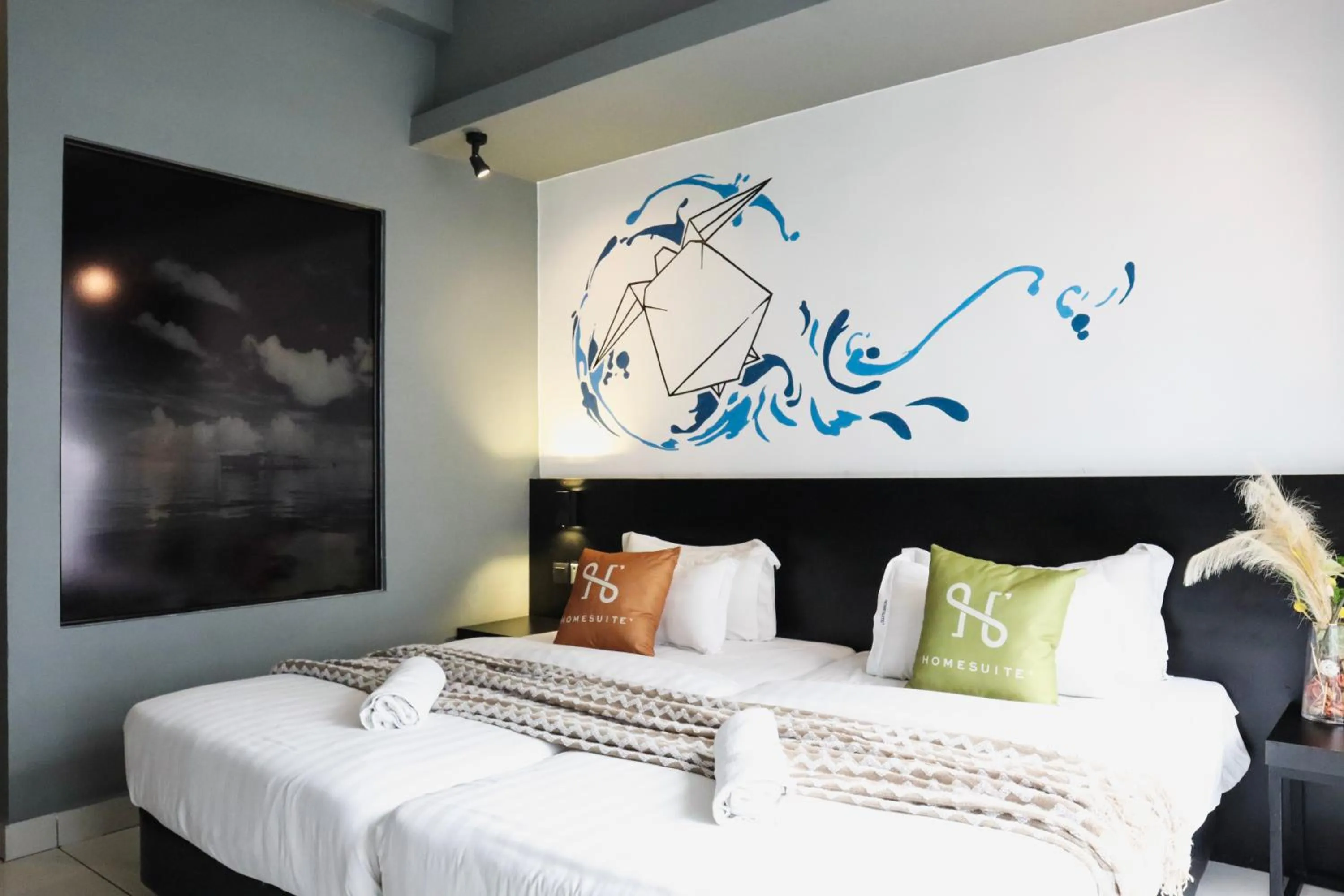 Bedroom, Bed in Homesuite' Home at Aeropod SOVO