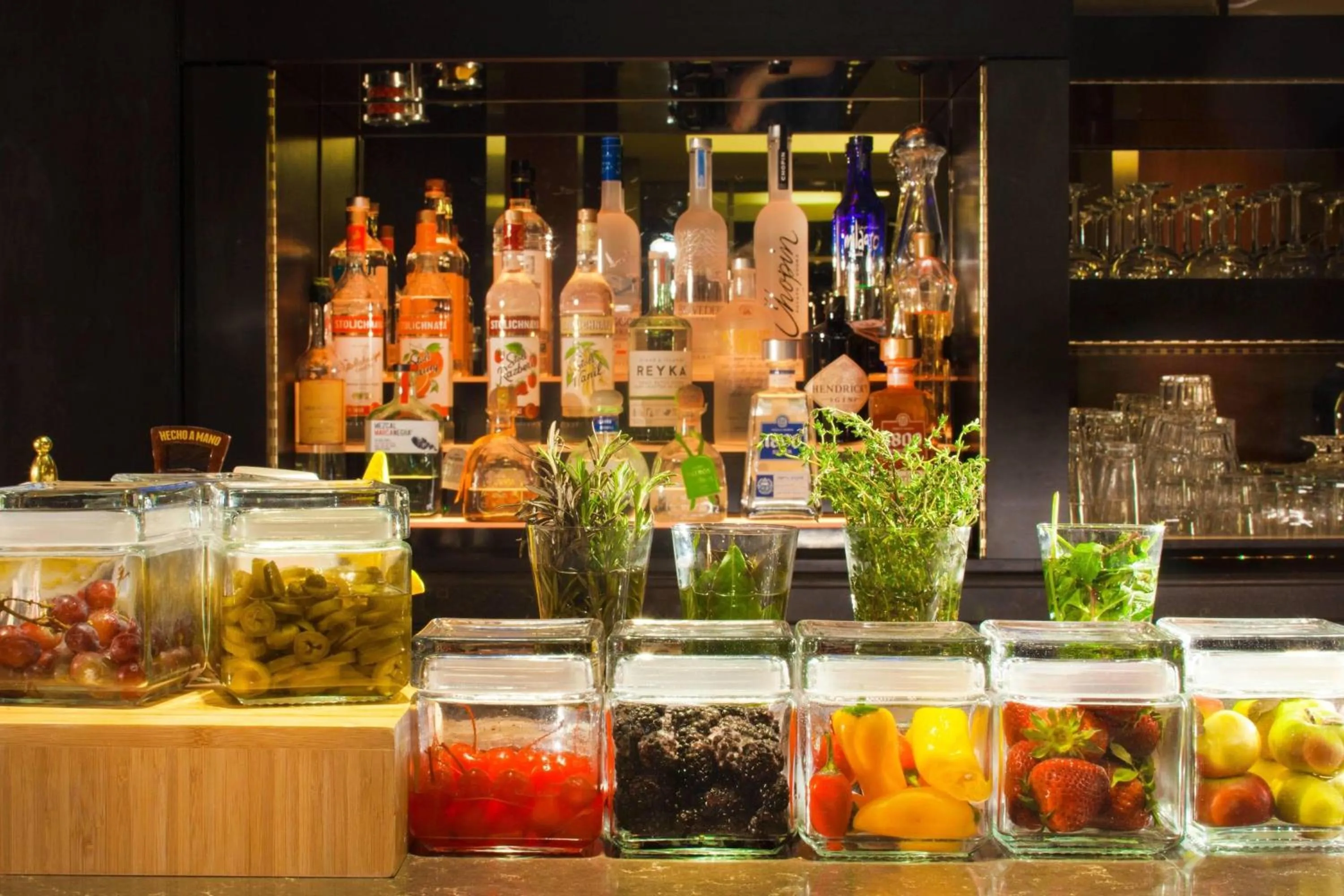 Lounge or bar in The Westin Princeton at Forrestal Village