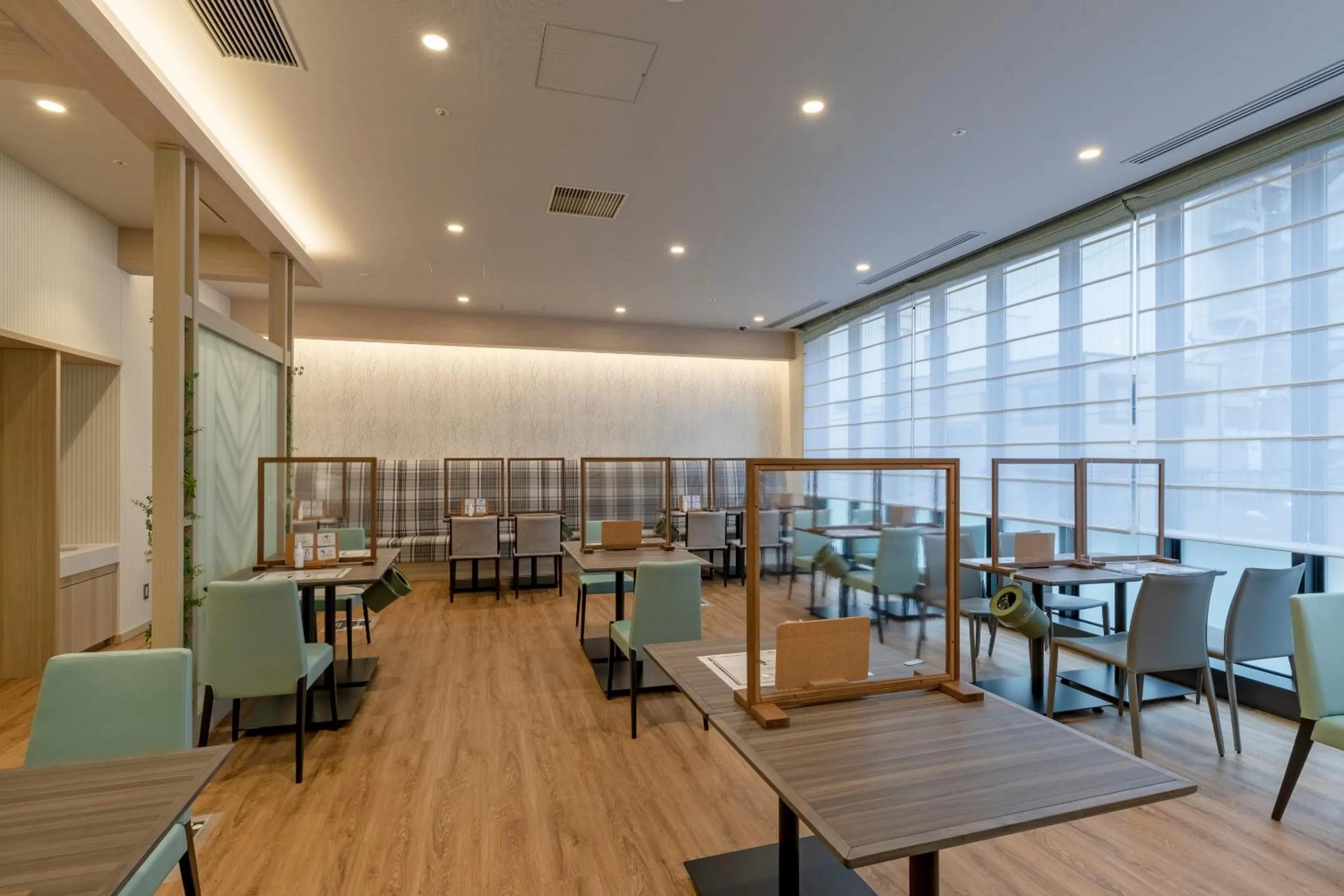 Restaurant/places to eat in Hotel Keihan Sendai