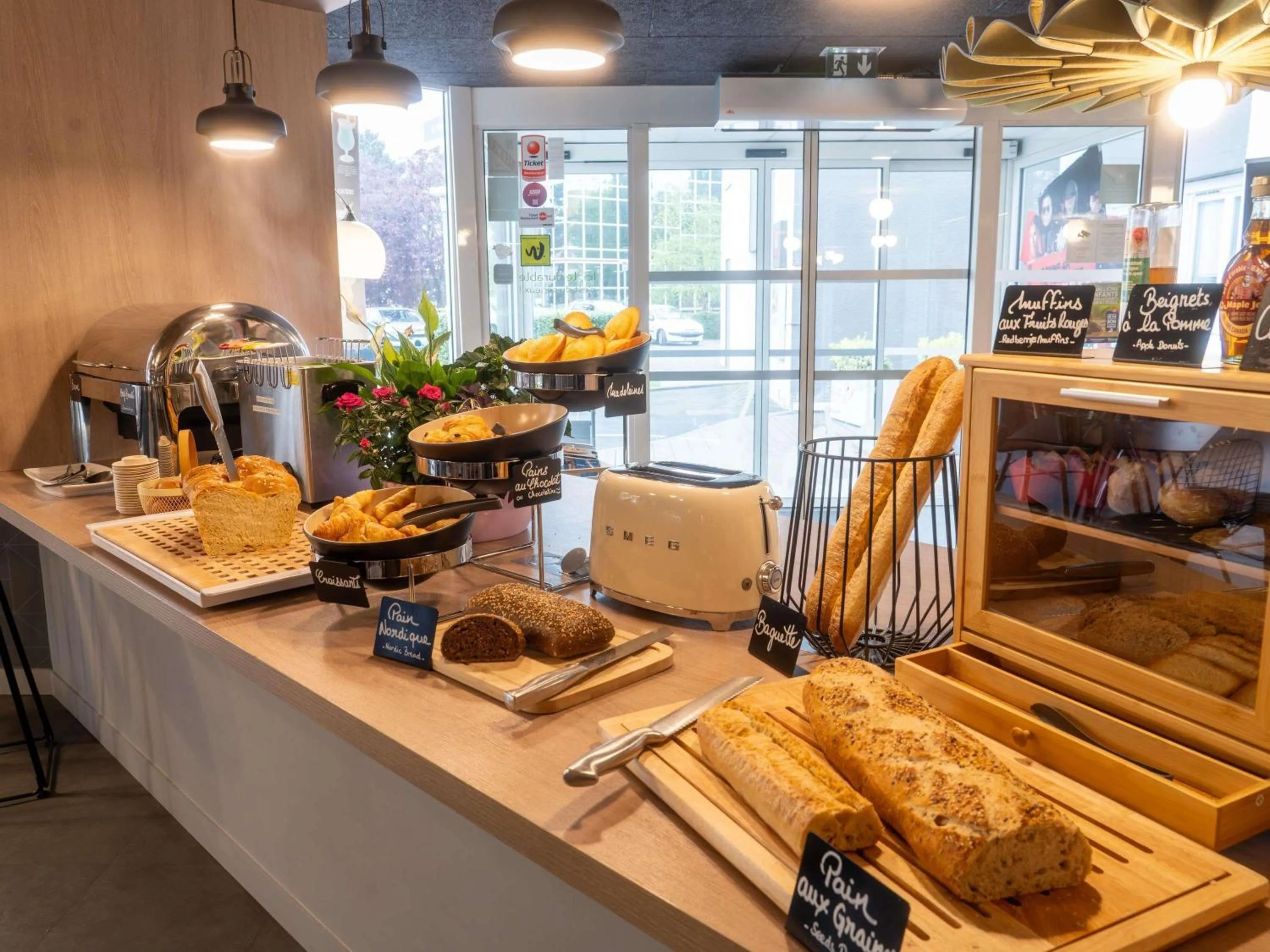 Breakfast in ibis Compiegne