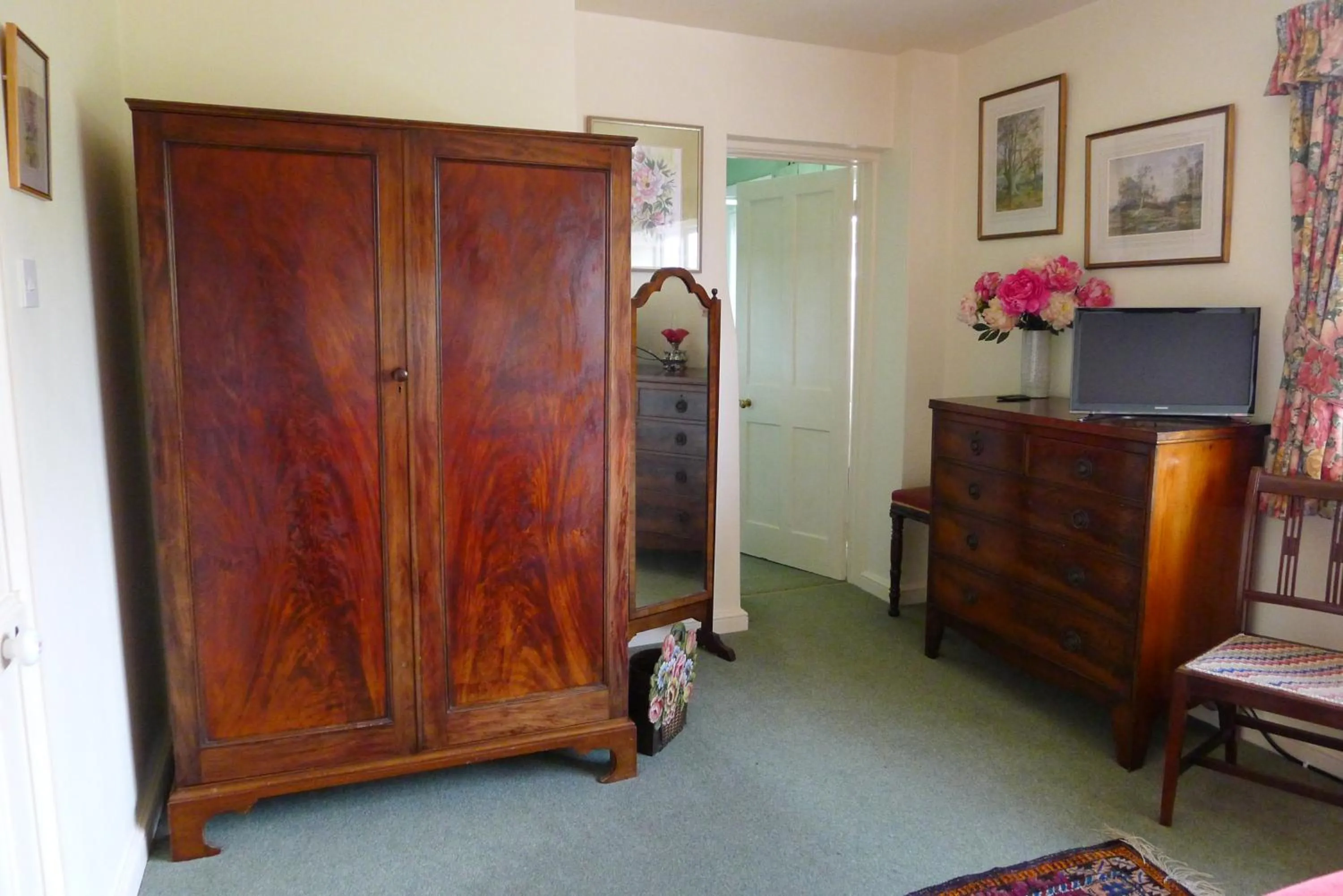 TV and multimedia in Garwood House