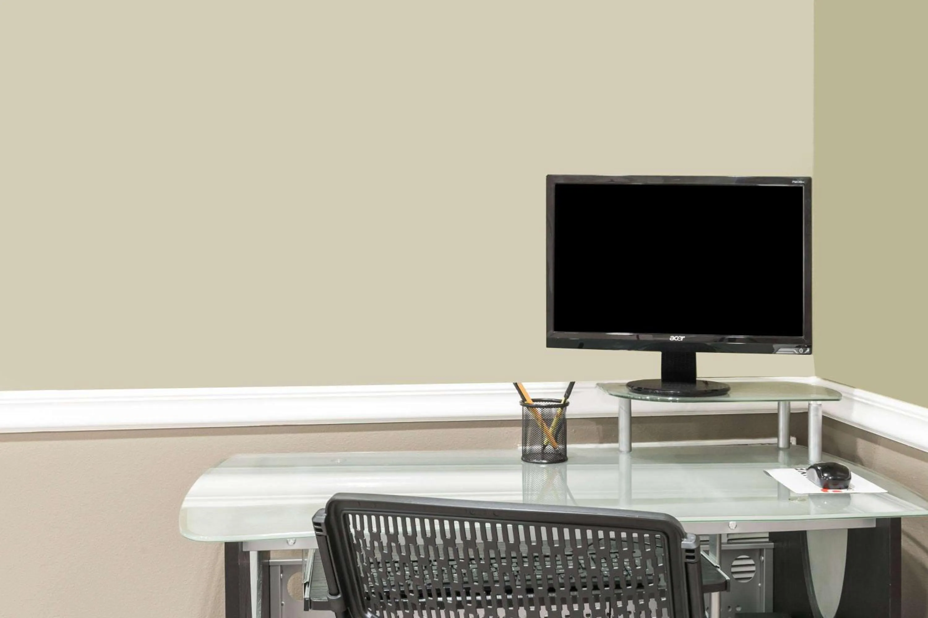 Business facilities in Super 8 by Wyndham Houston Webster NASA