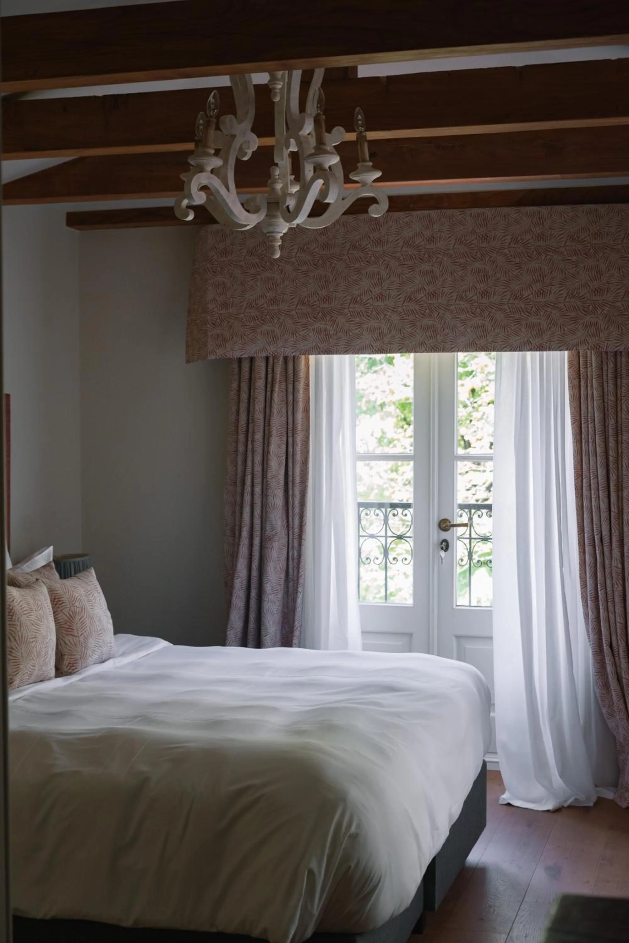 Bed in Vazisubani Estate