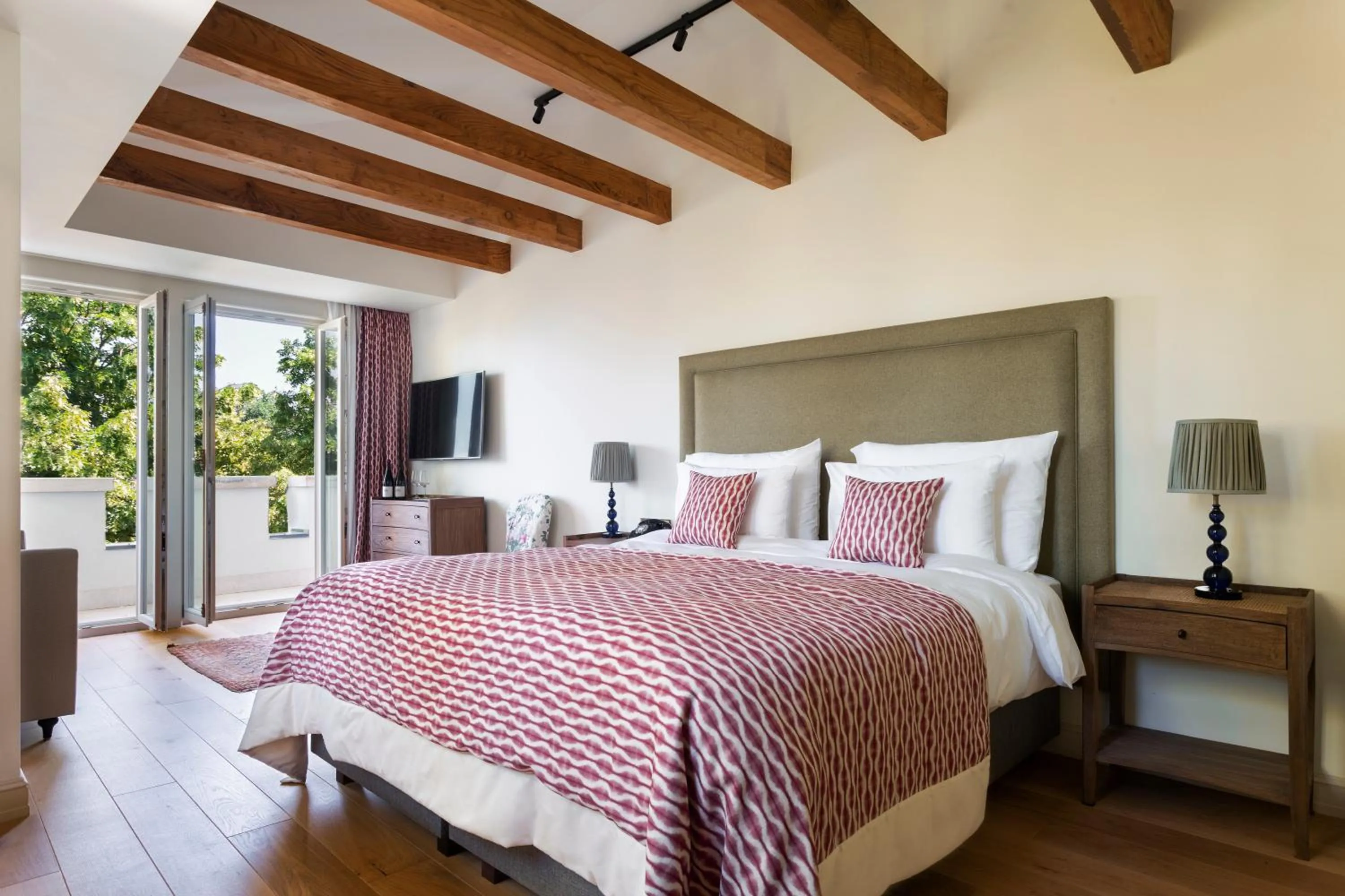 Bed in Vazisubani Estate