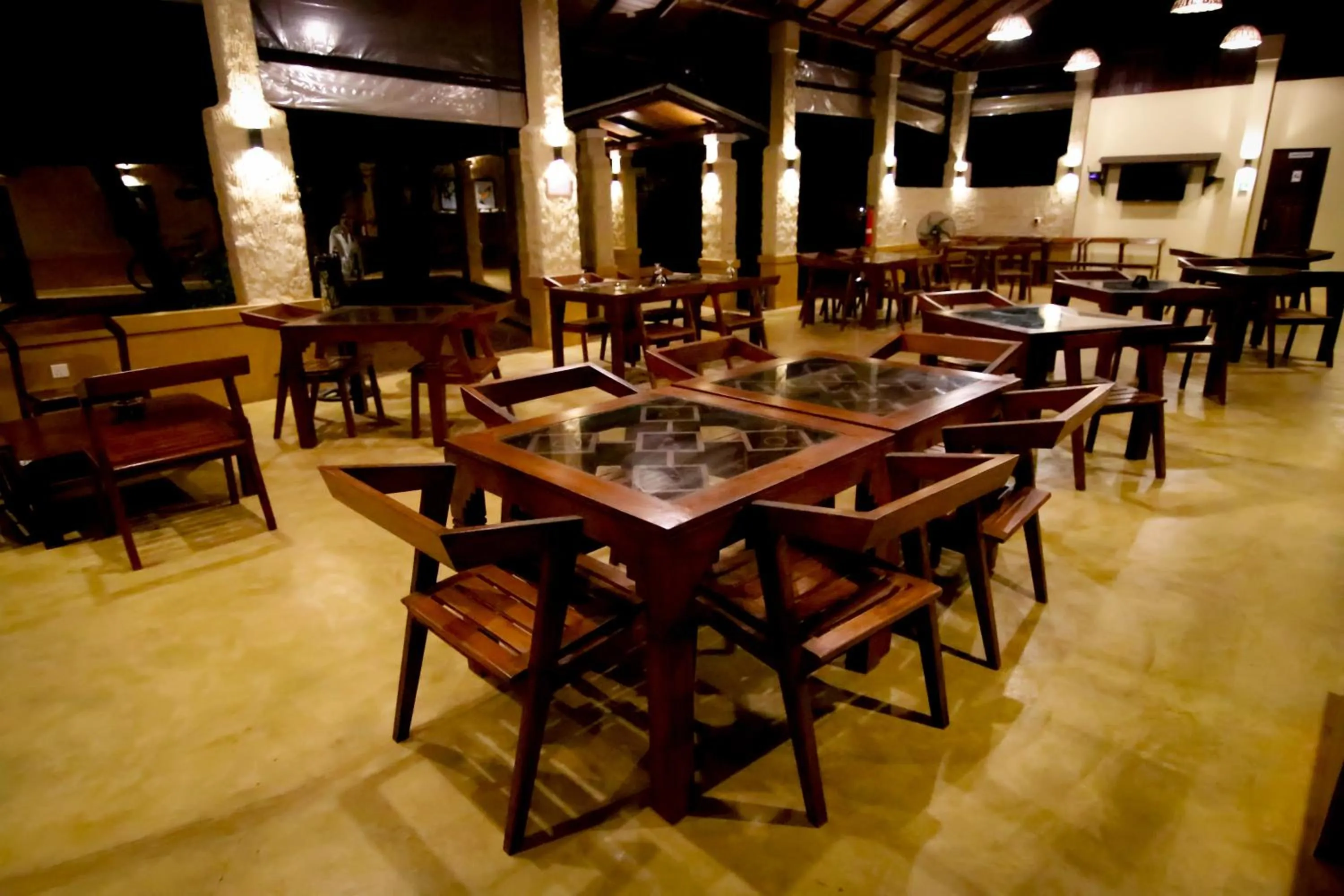 Restaurant/places to eat in Cloud Nine Lanka Resort Wilpattu