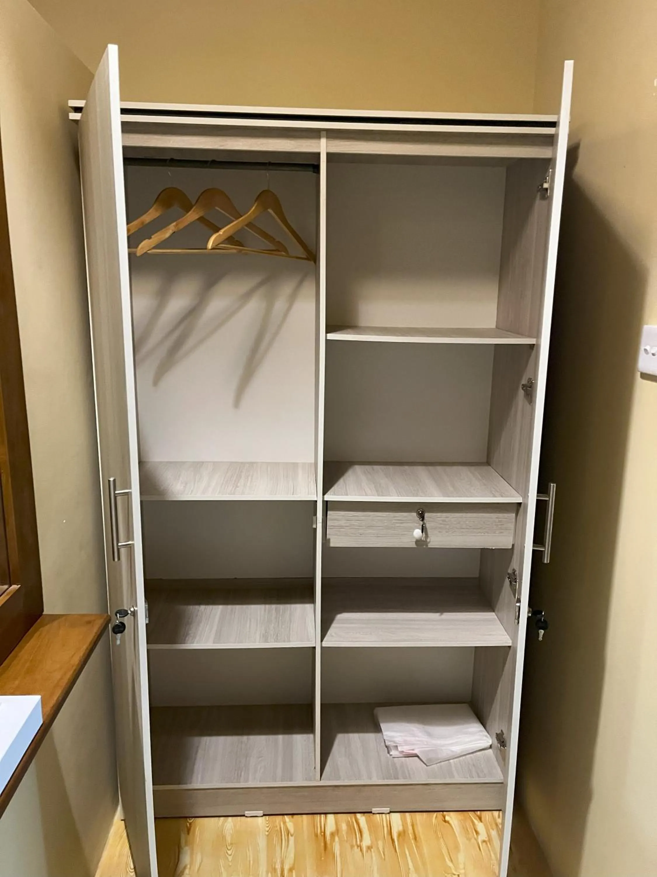 wardrobe in Cloud Nine Lanka Resort Wilpattu