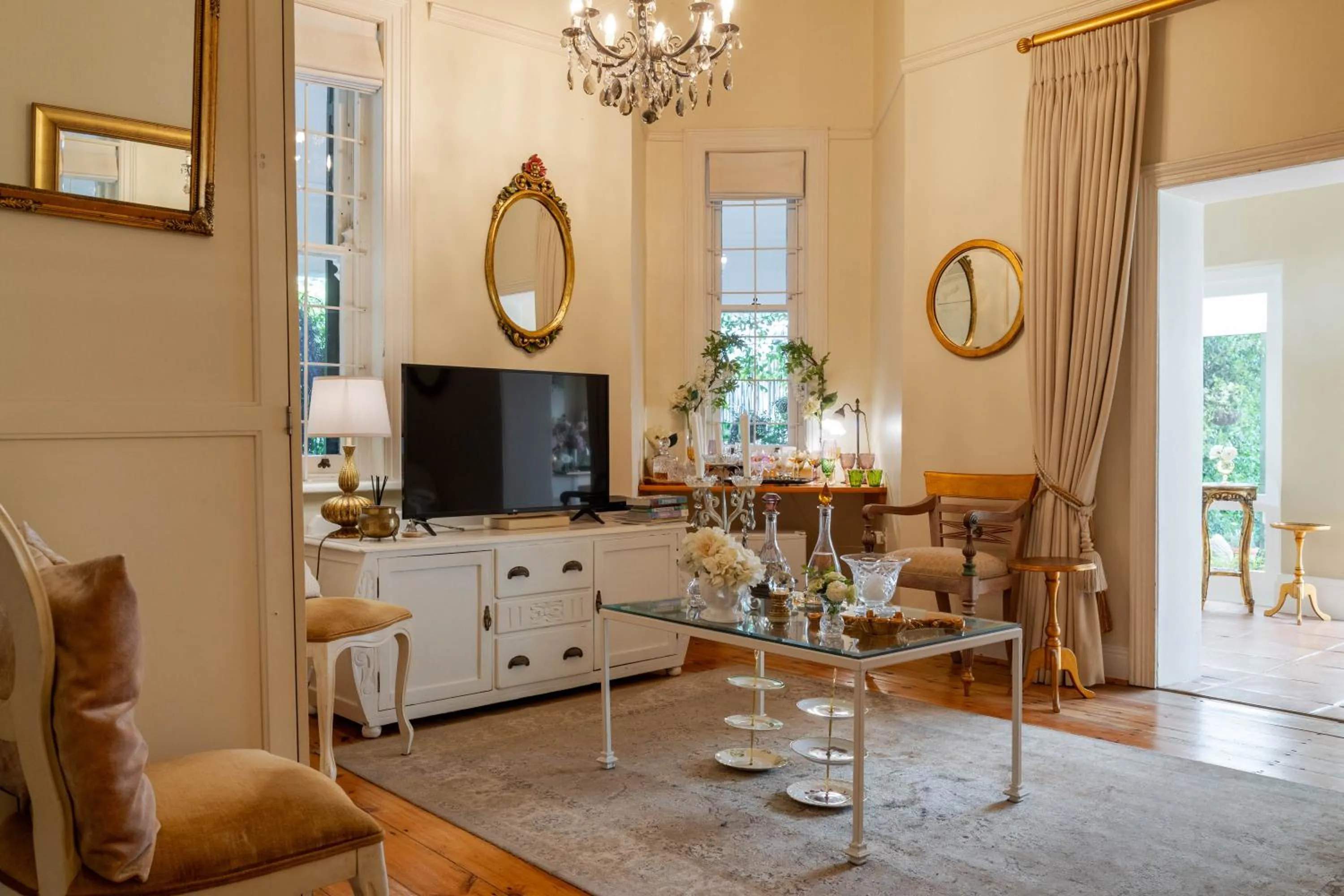 TV and multimedia in Villa Puccini