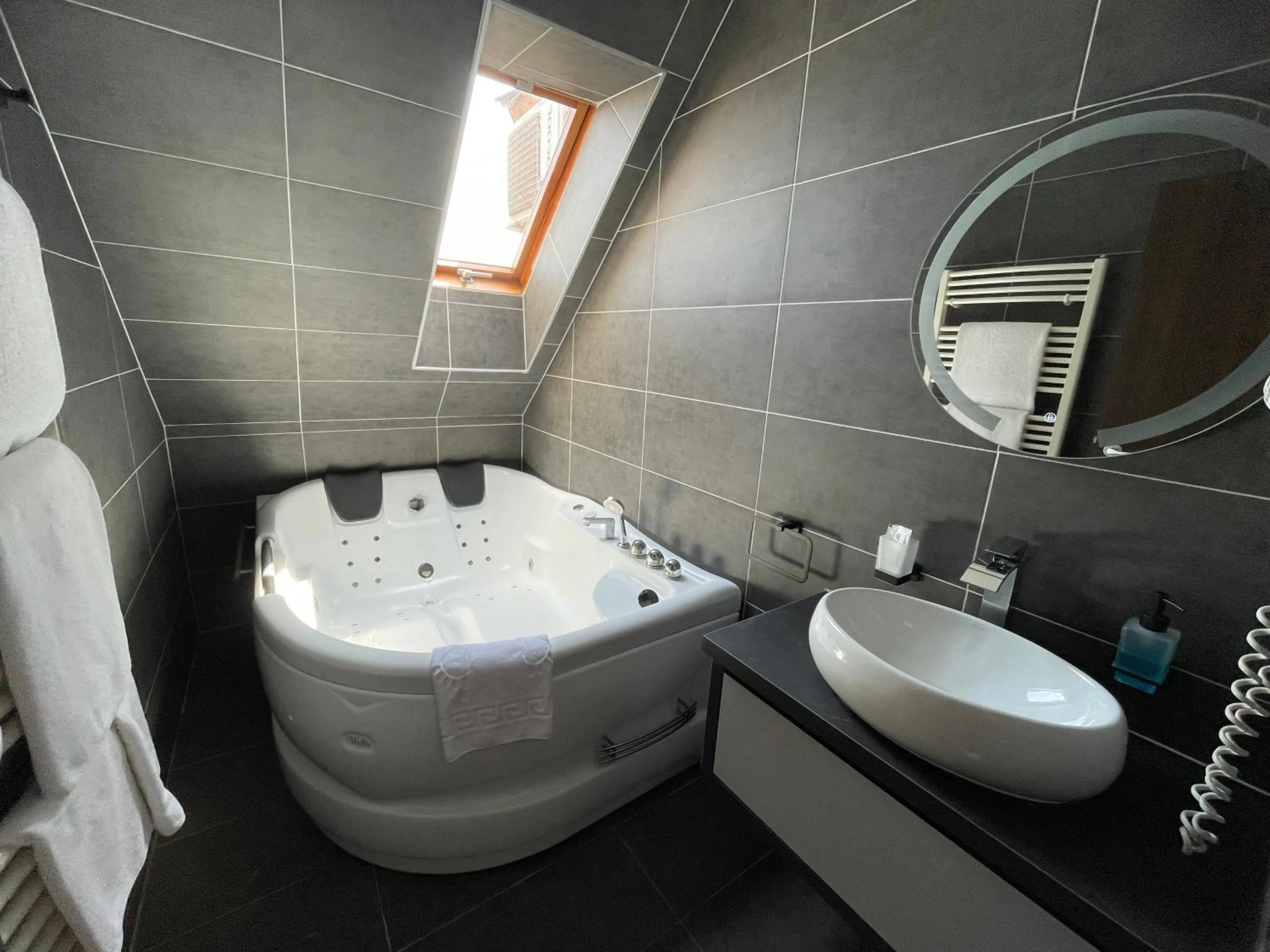 Bath in Hotel Pálma