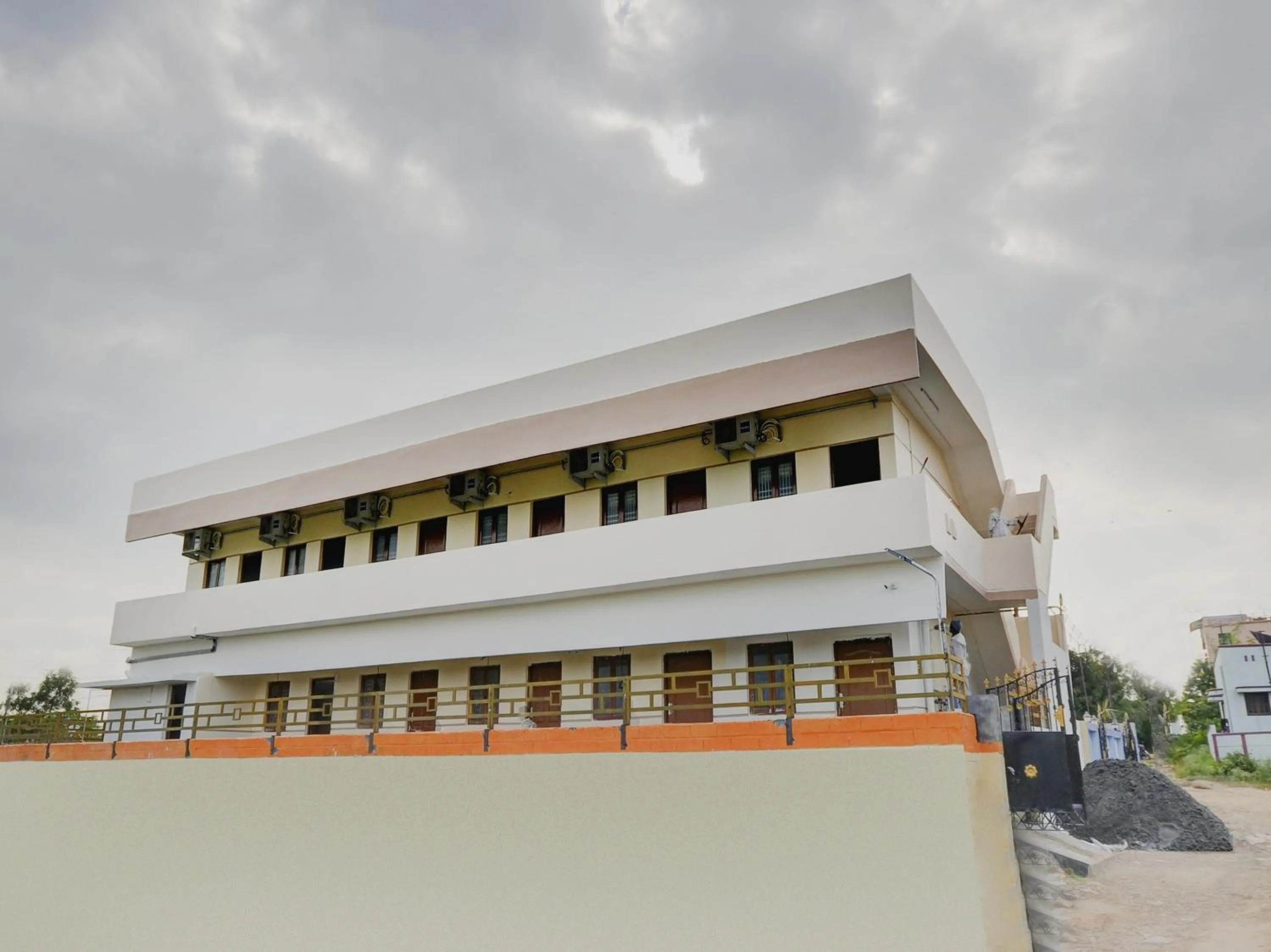 Facade/entrance in Super Hotel O Aruthraa Residency