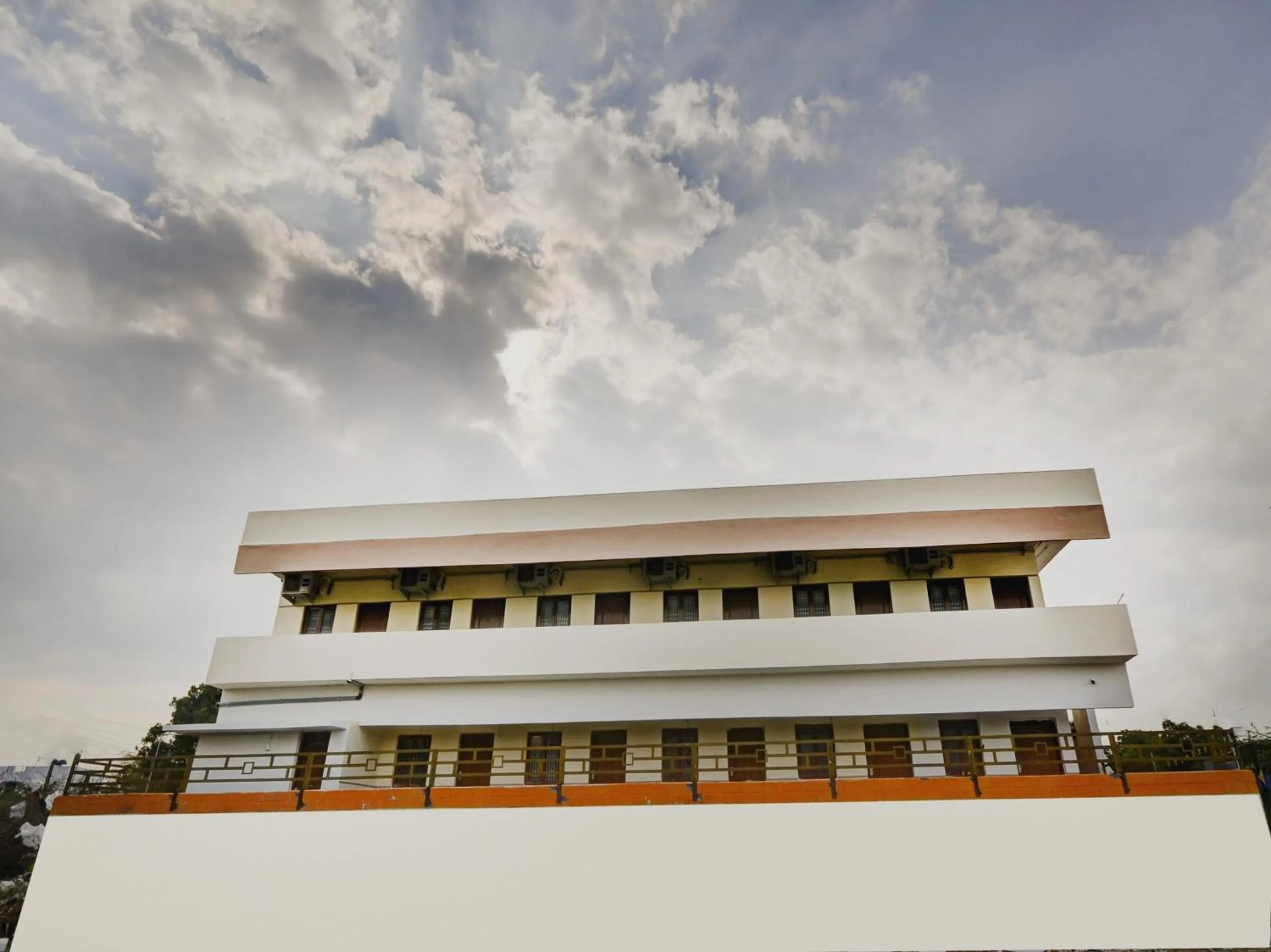 Facade/entrance in Super Hotel O Aruthraa Residency