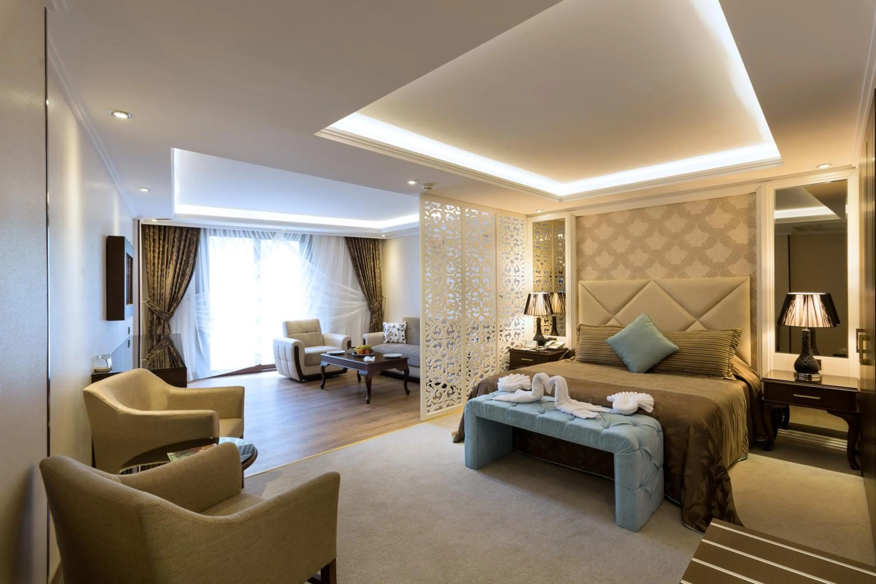 Photo of the whole room, Bed in Black Bird Thermal Hotel & SPA