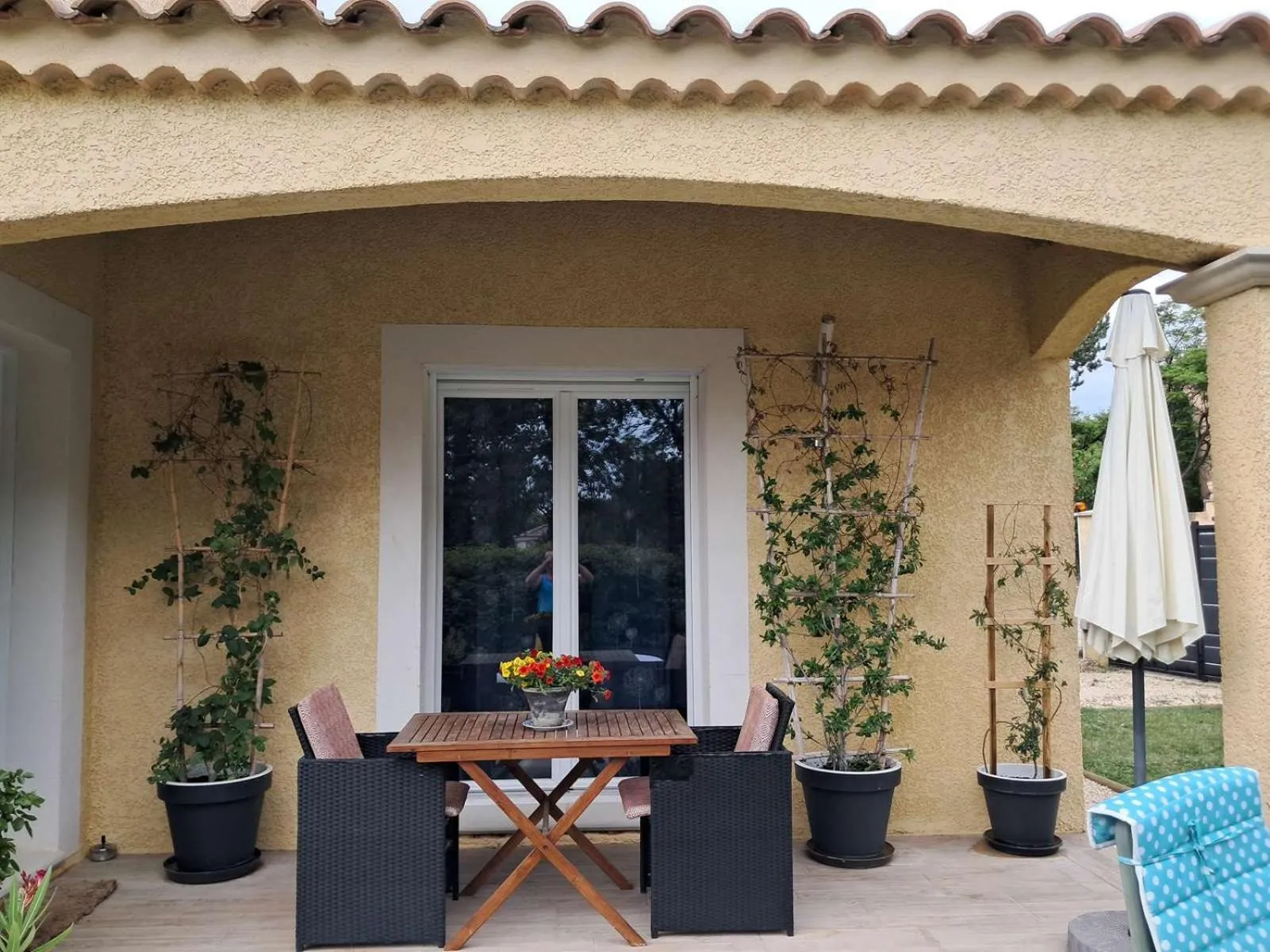 Patio in Chambre d'hôtes en provence avec Jacuzzi