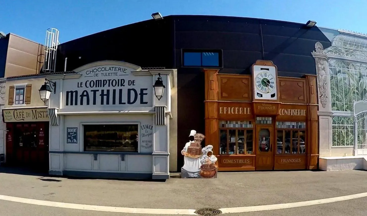 City view, Property Building in Chambre d'hôtes en provence avec Jacuzzi