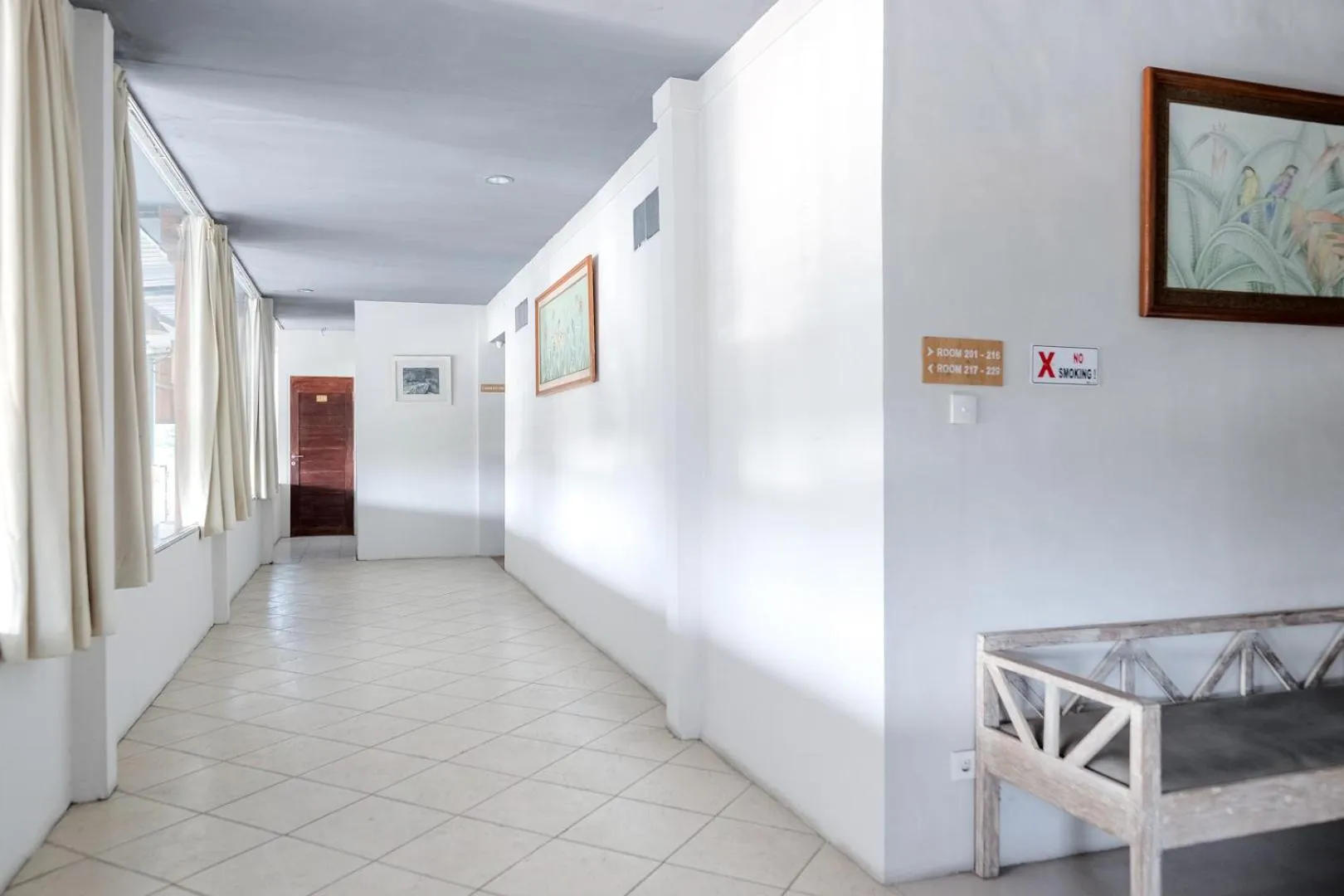 Seating area in RedDoorz Plus at Sunrise Hotel Sanur