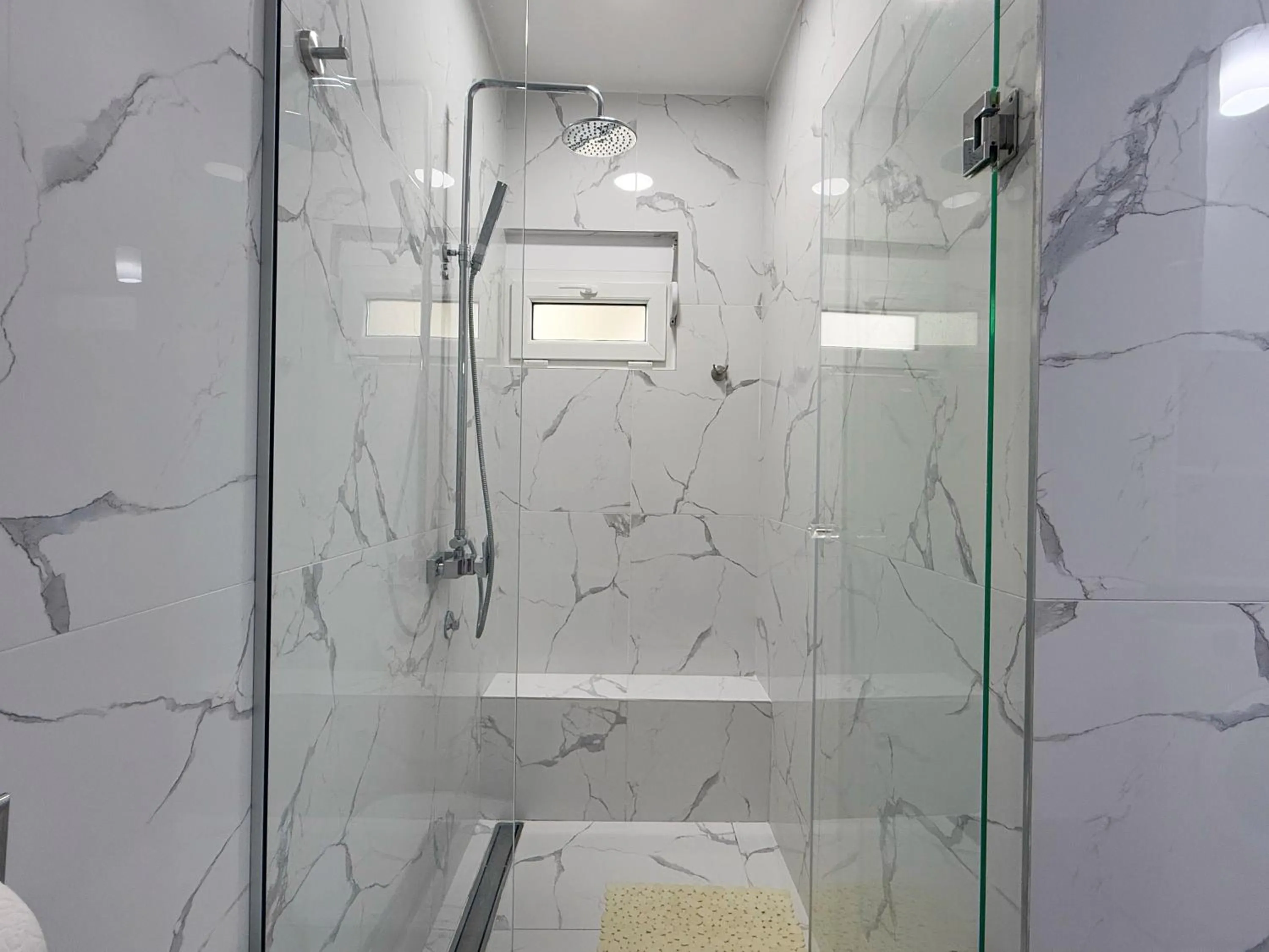Bathroom in Apartmani Avanti Becici