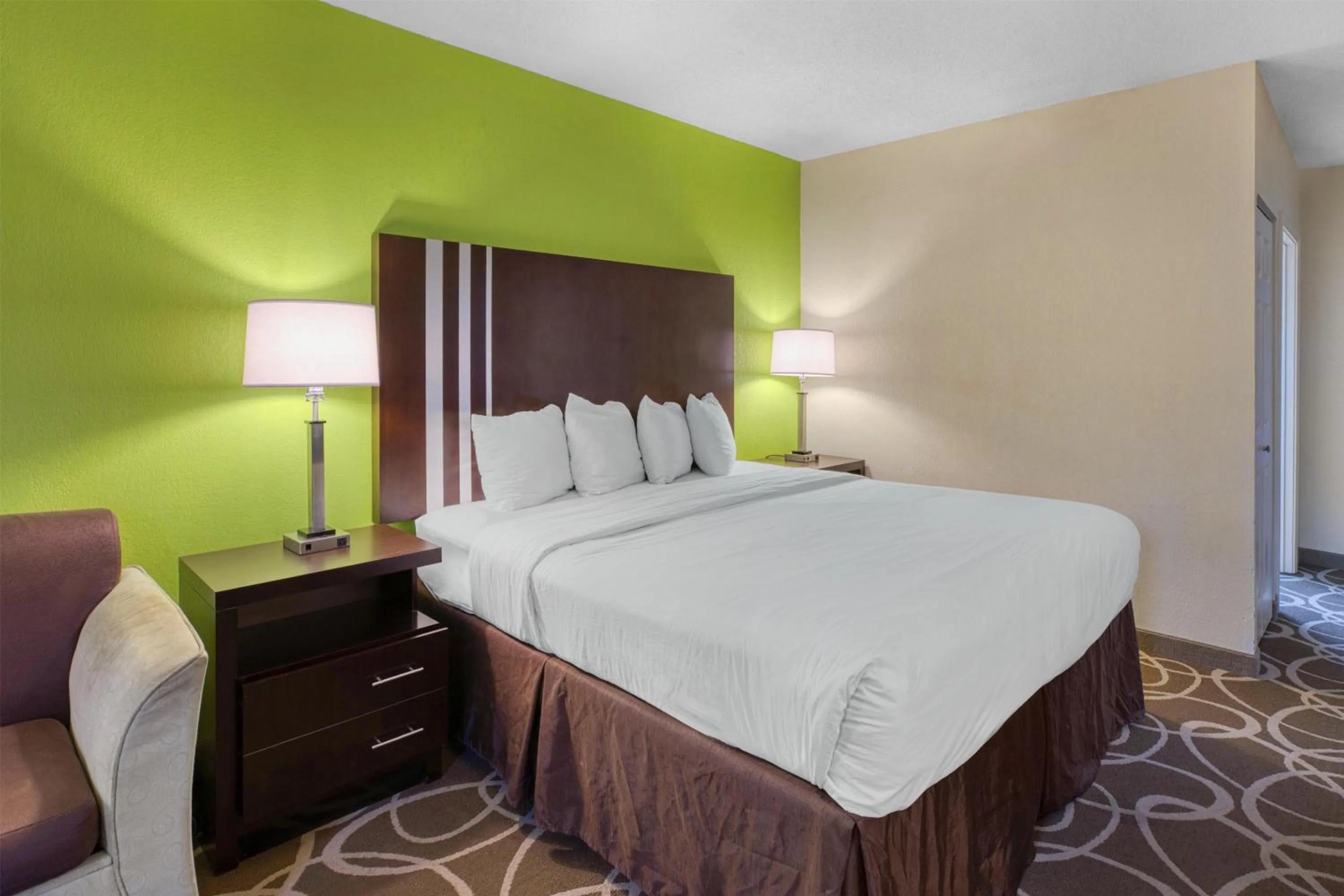 Bedroom, Bed in Best Western Lake Cumberland Inn